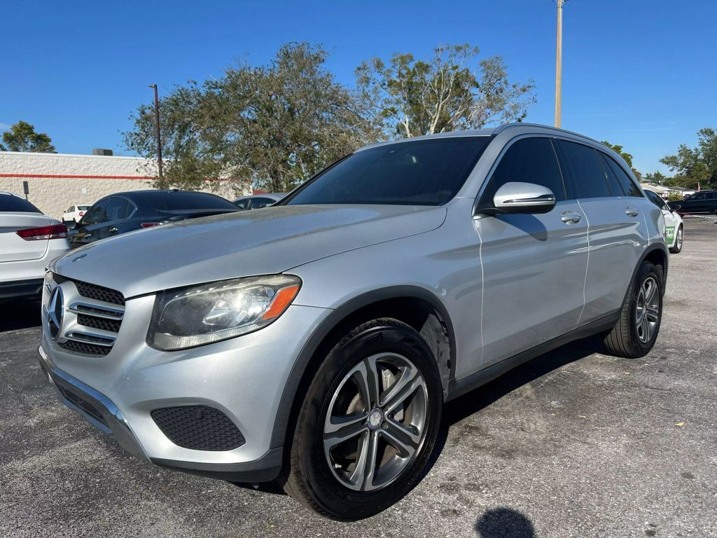 2017 Mercedes-Benz GLC 300