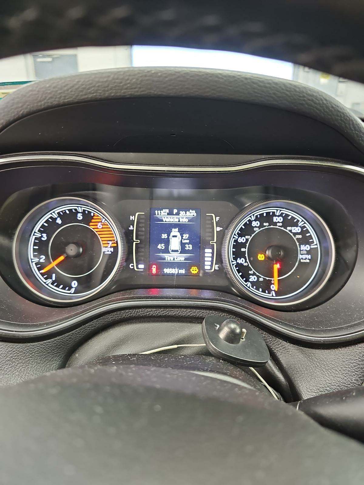 2019 Jeep Cherokee Latitude Altitude Edition AWD