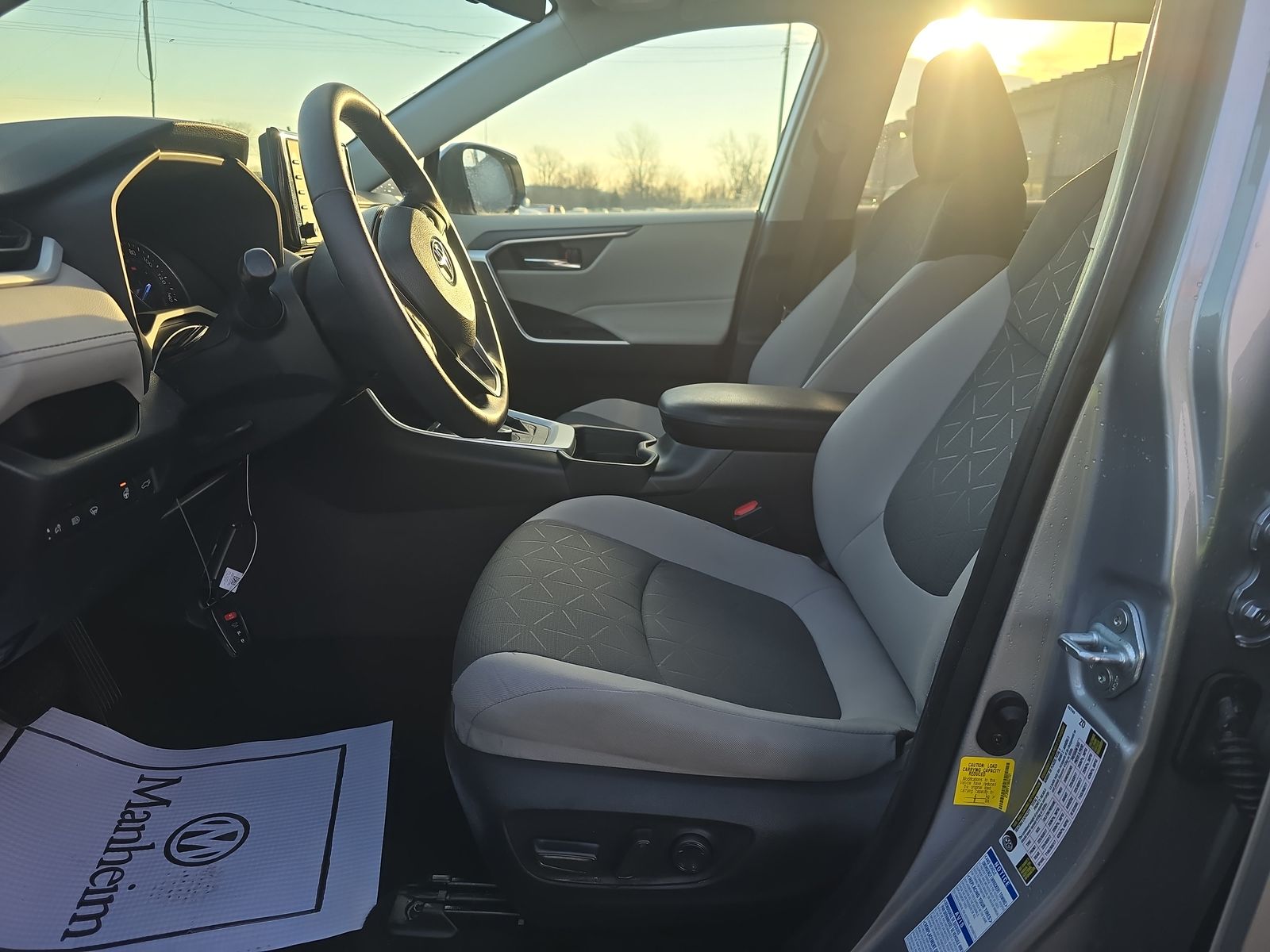 2021 Toyota RAV4 Hybrid XLE AWD