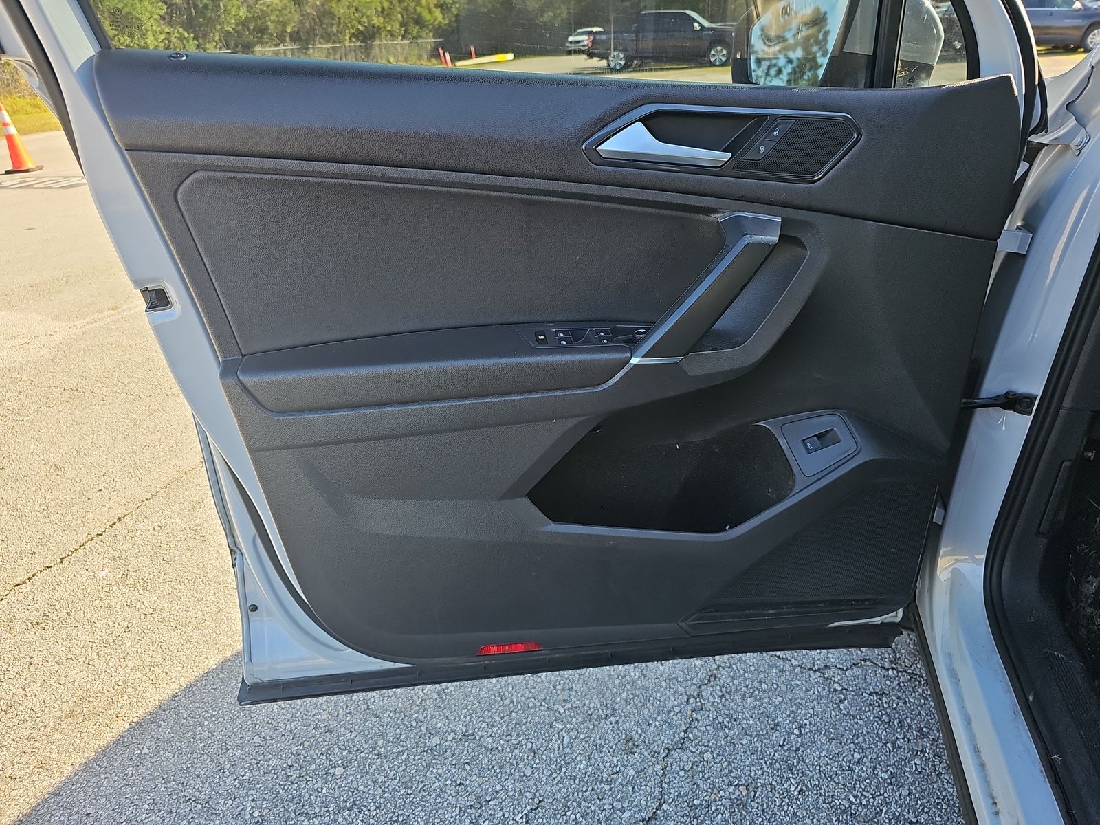 2018 Volkswagen Tiguan 2.0T SEL FWD