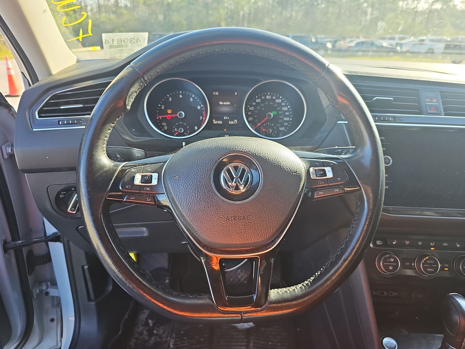 2018 Volkswagen Tiguan 2.0T SEL FWD