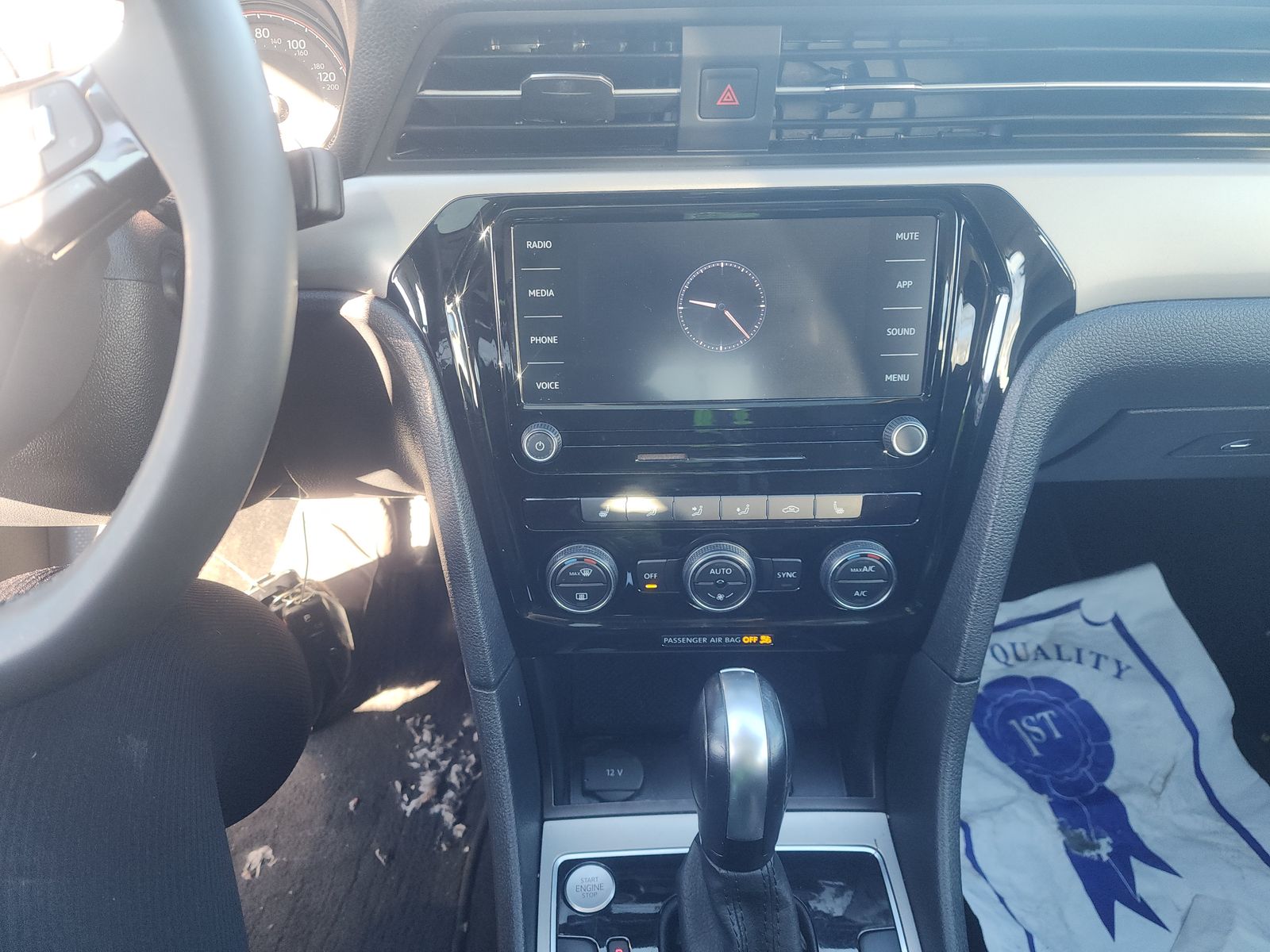 2022 Volkswagen Passat 2.0T SE FWD