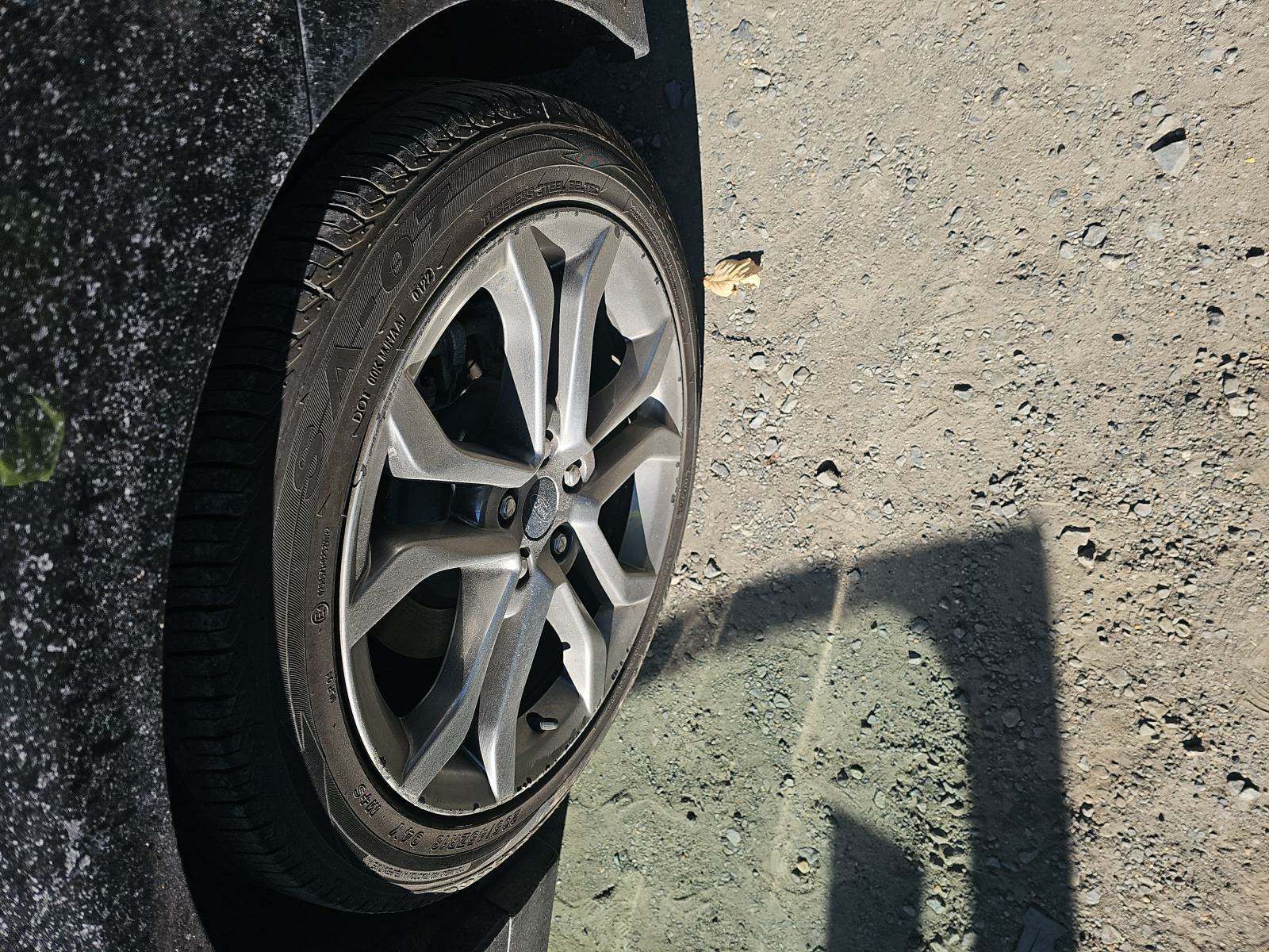 2019 Ford Fusion Hybrid Titanium FWD