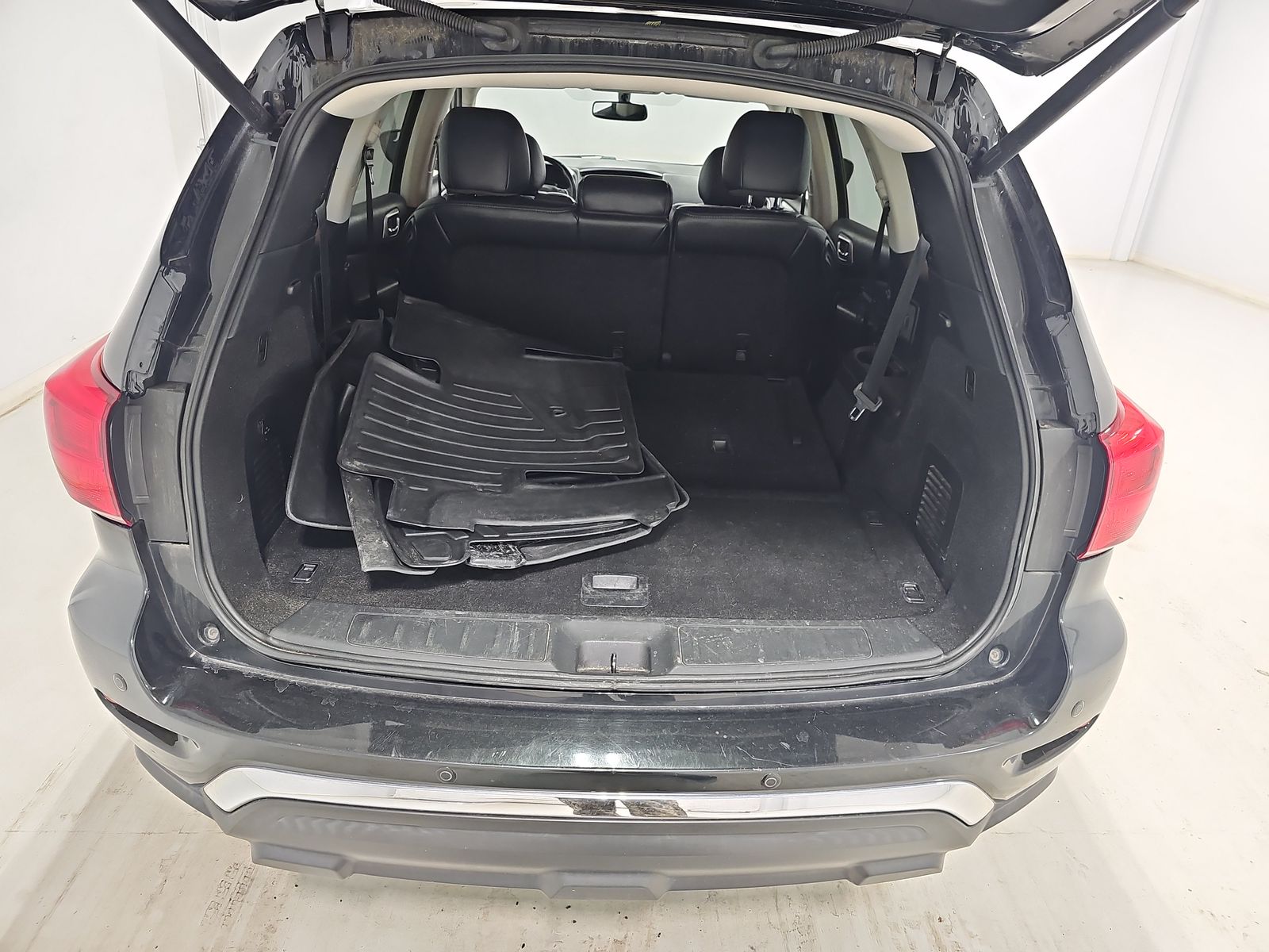 2019 Nissan Pathfinder SL AWD