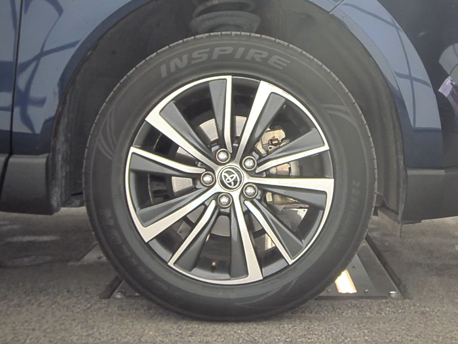 2022 Toyota Venza LE AWD
