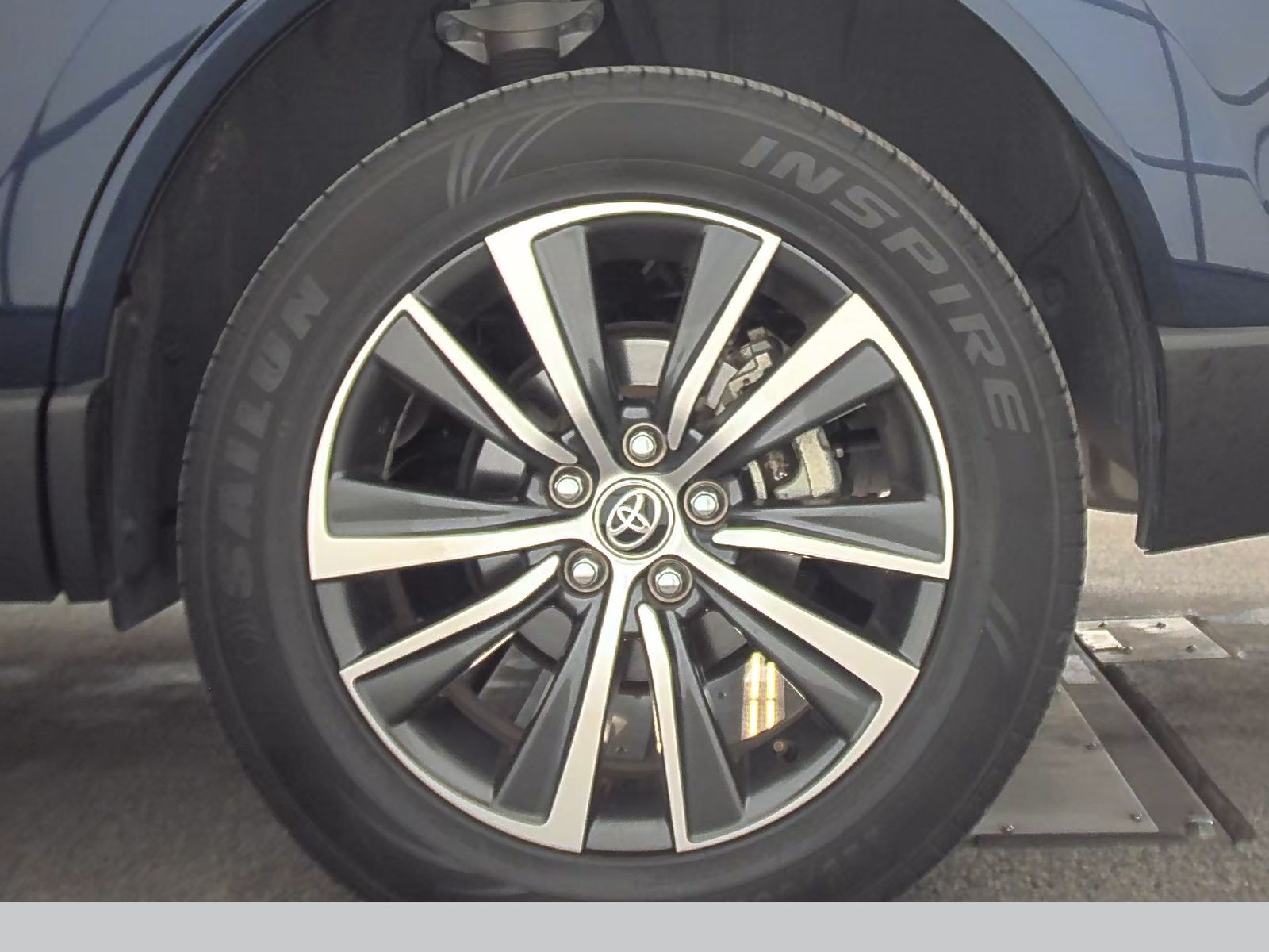 2022 Toyota Venza LE AWD