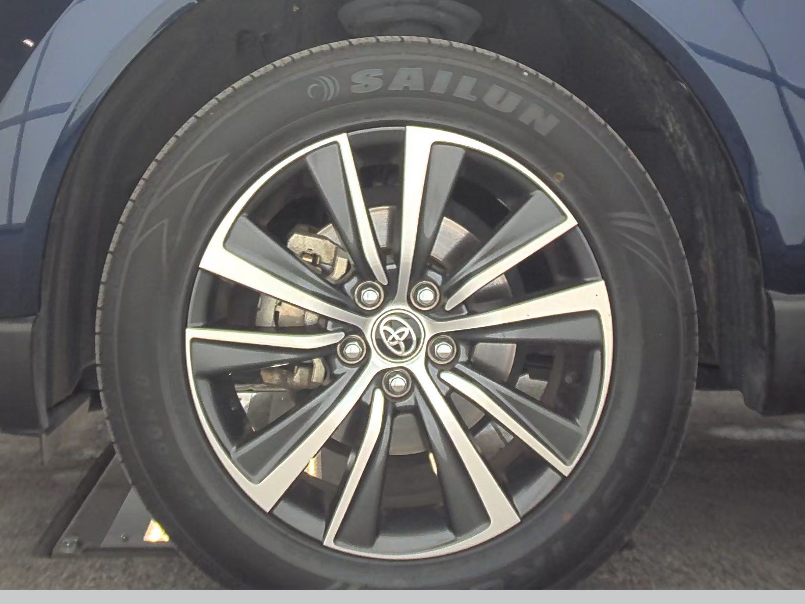 2022 Toyota Venza LE AWD