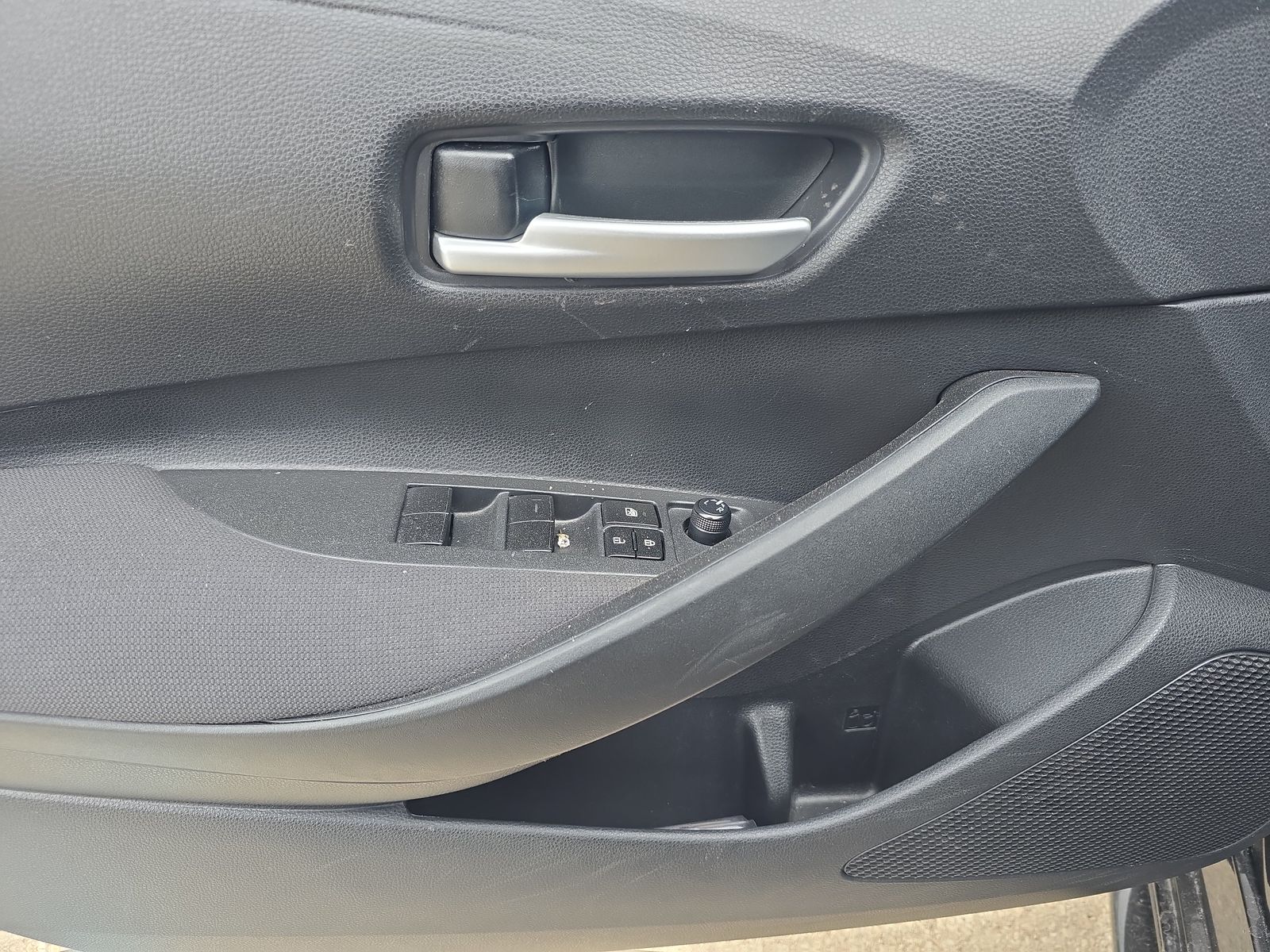 2020 Toyota Corolla LE FWD