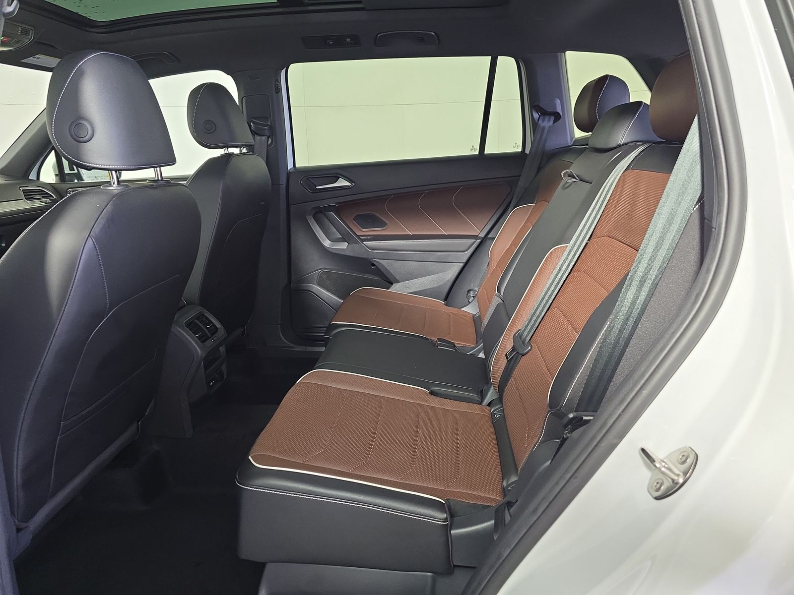 2024 Volkswagen Tiguan 2.0T SEL R-Line AWD