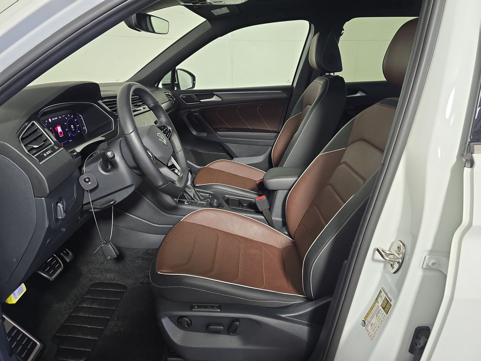 2024 Volkswagen Tiguan 2.0T SEL R-Line AWD