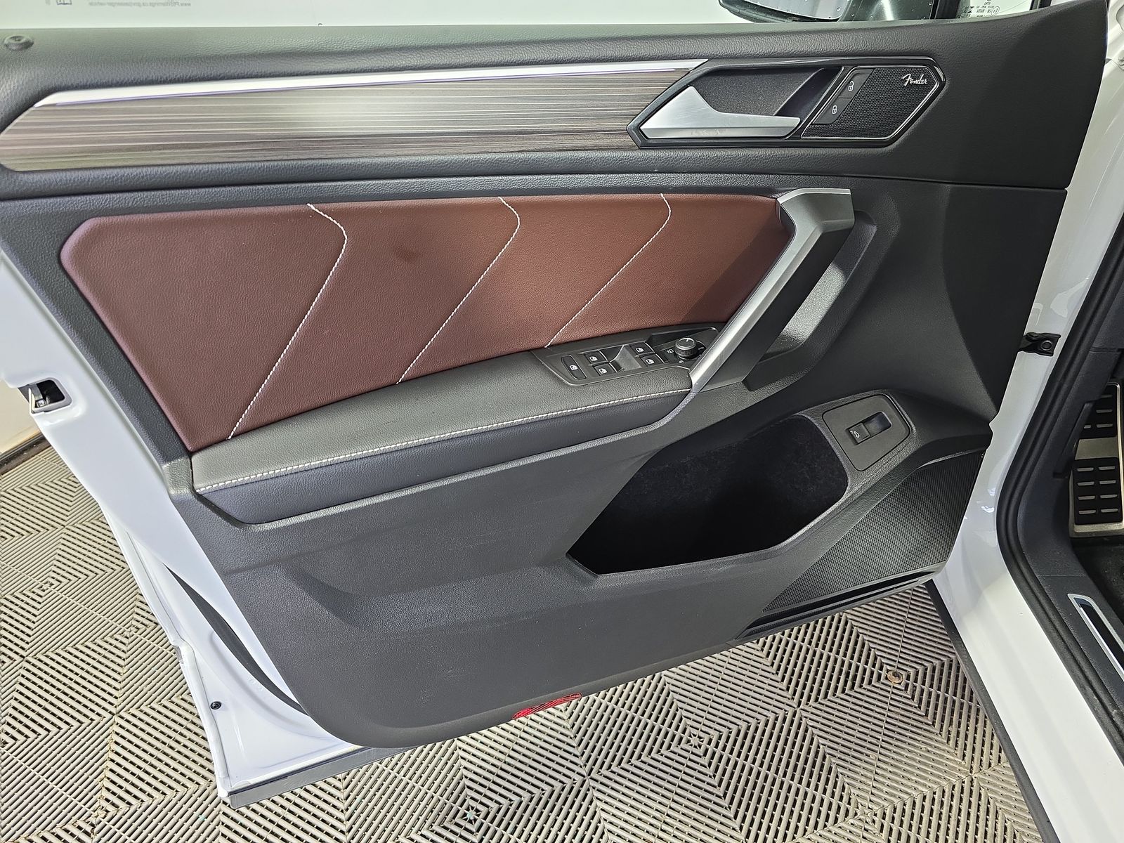 2024 Volkswagen Tiguan 2.0T SEL R-Line AWD