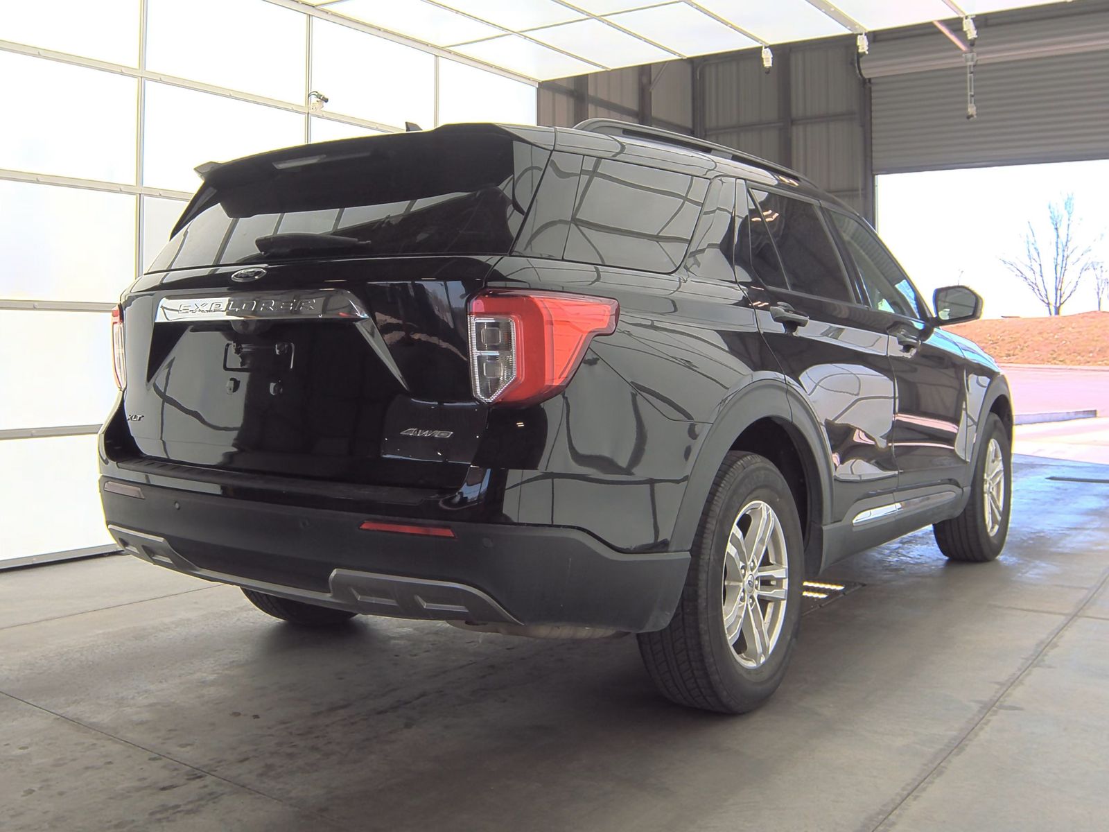 2023 Ford Explorer XLT AWD