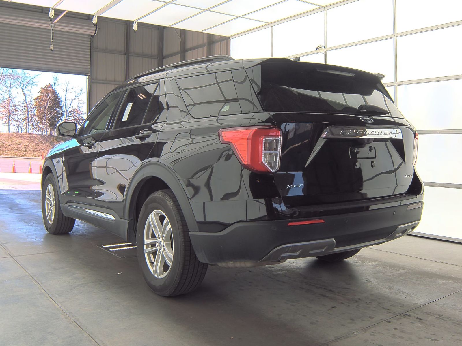 2023 Ford Explorer XLT AWD