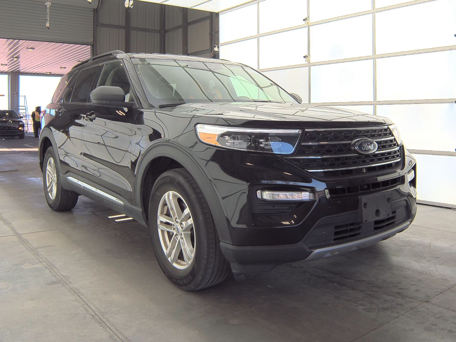 2023 Ford Explorer XLT AWD