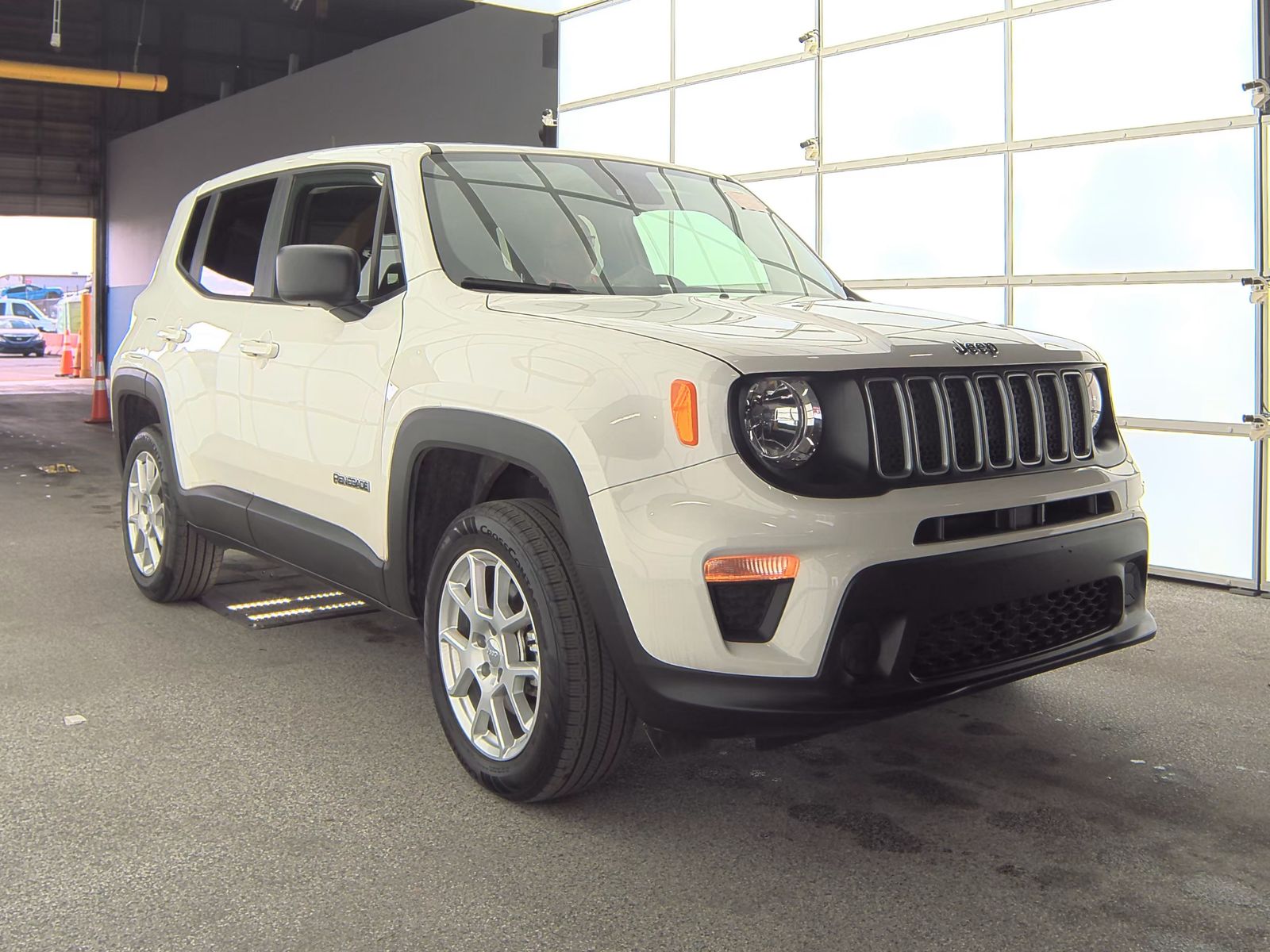 2023 Jeep Renegade Latitude AWD