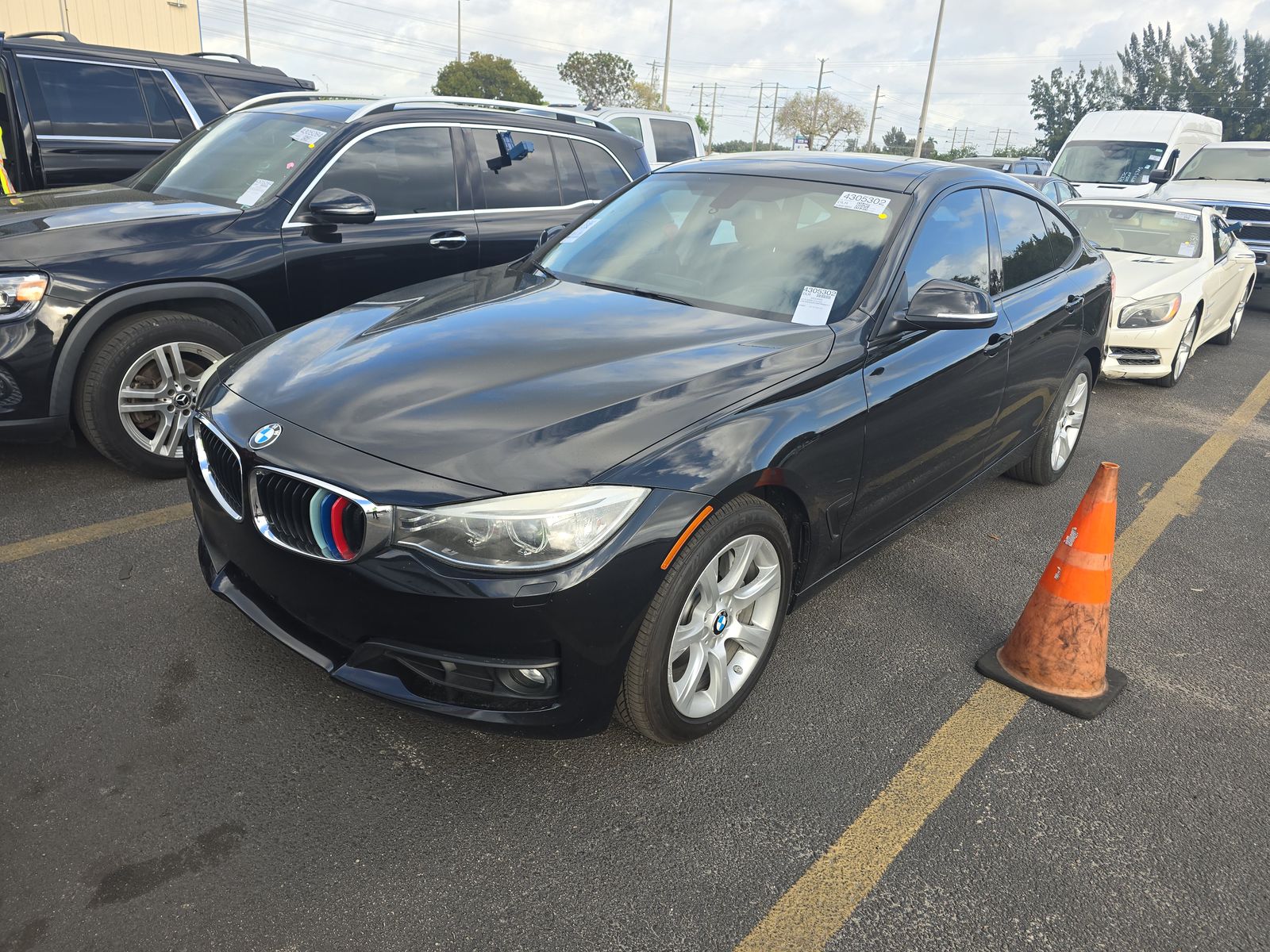 2015 BMW 3 Series Gran Turismo 335i xDrive Hatchback