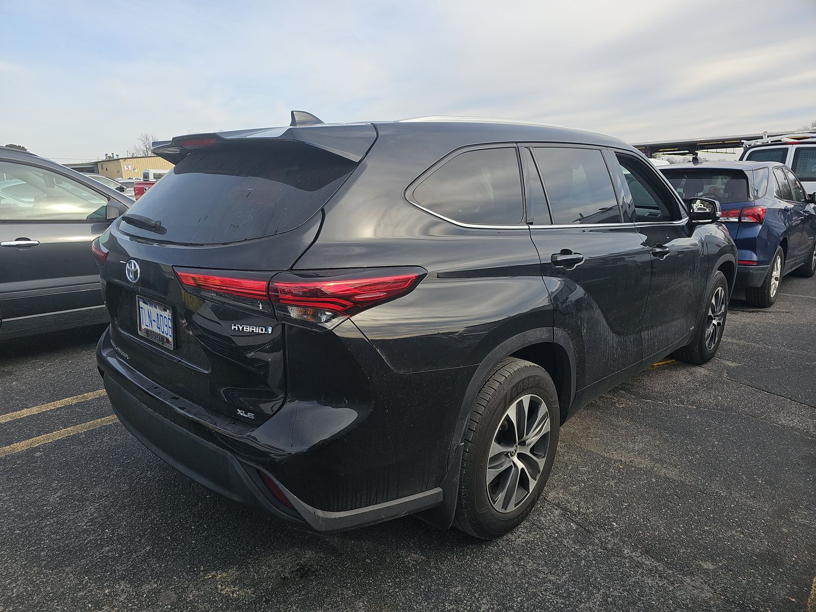 2022 Toyota Highlander Hybrid XLE AWD