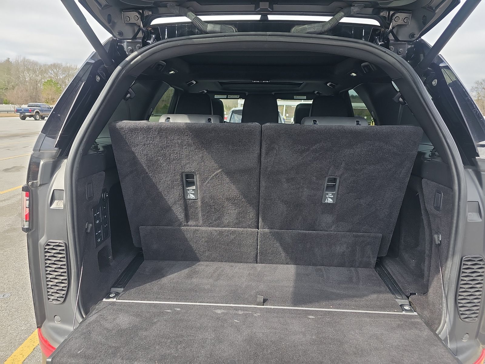 2017 Land Rover Discovery HSE AWD