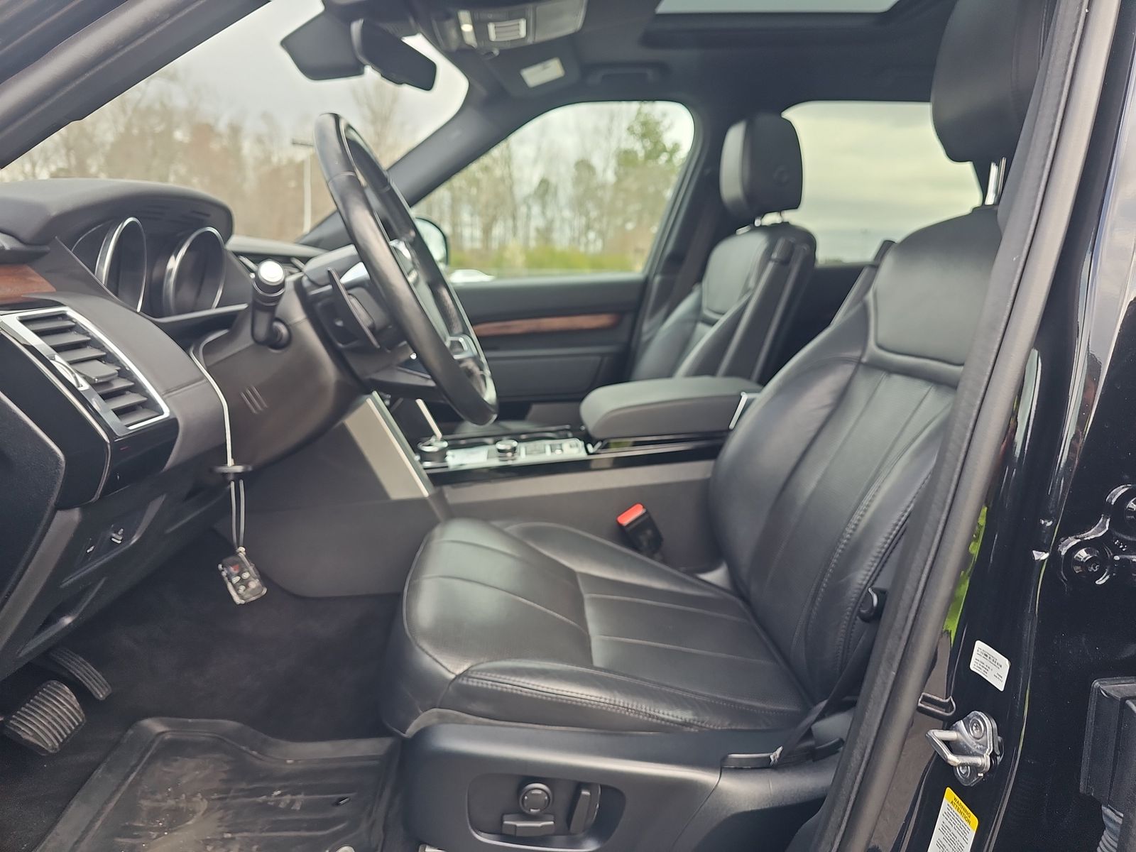 2017 Land Rover Discovery HSE AWD