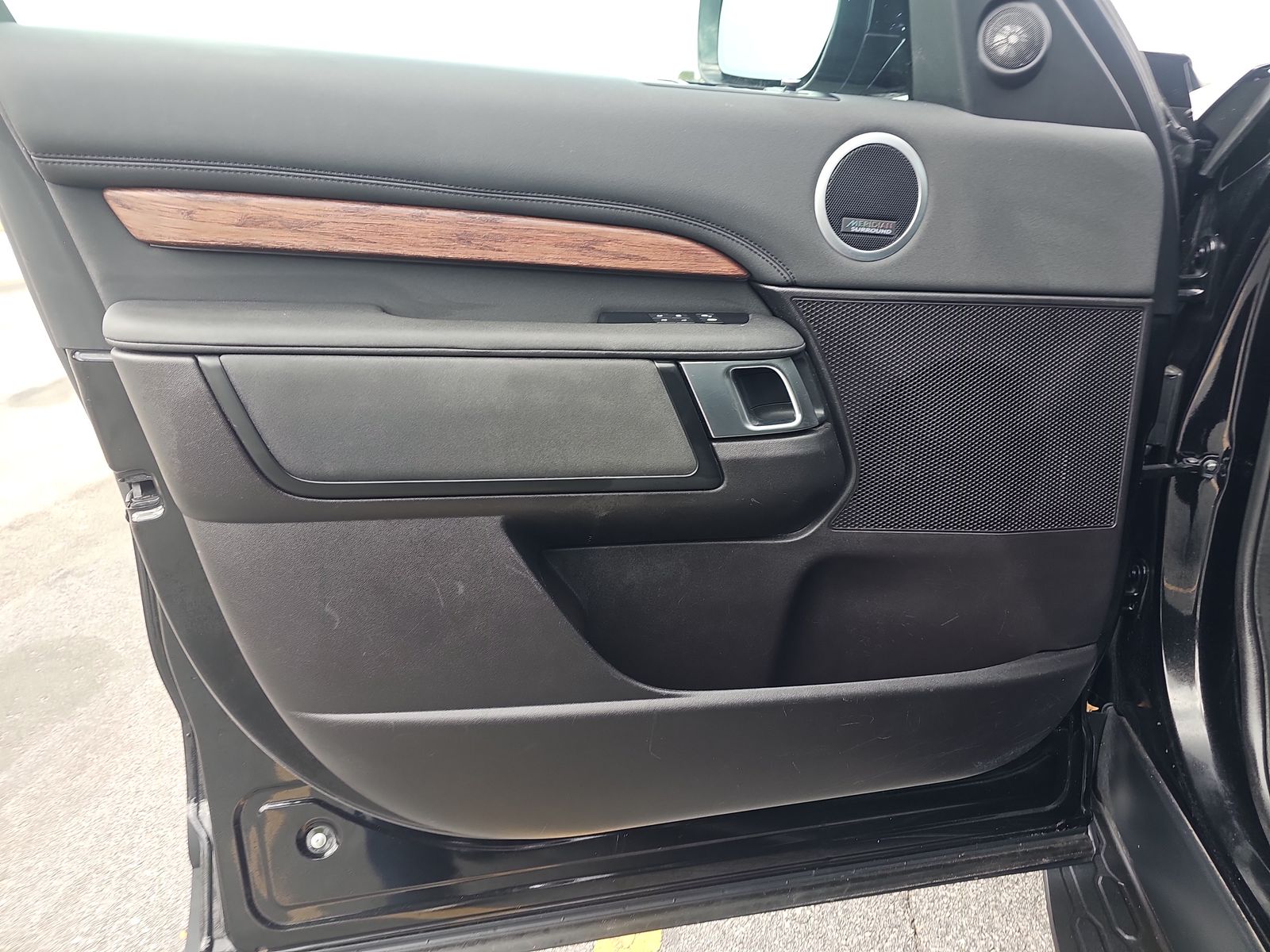 2017 Land Rover Discovery HSE AWD