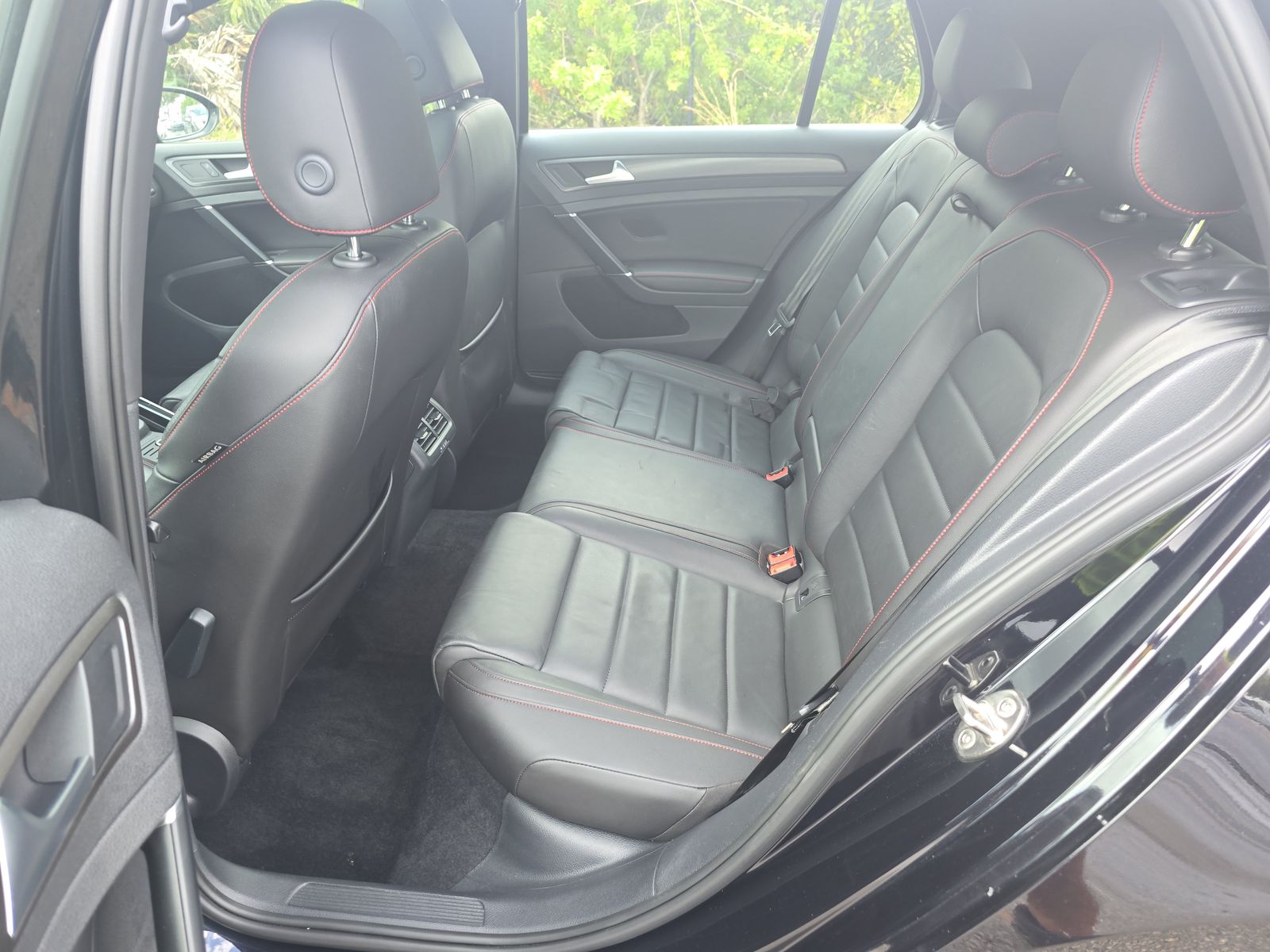 2020 Volkswagen Golf GTI 2.0T SE FWD