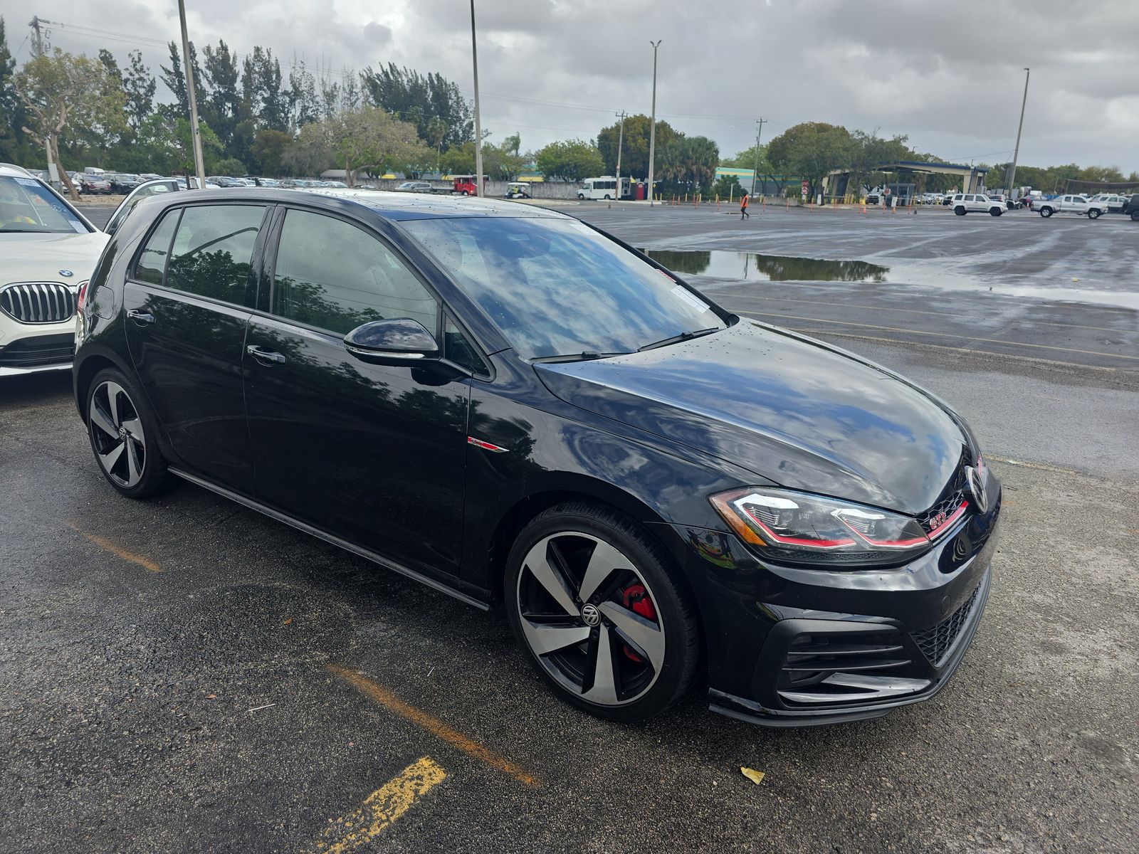 2020 Volkswagen Golf GTI 2.0T SE FWD