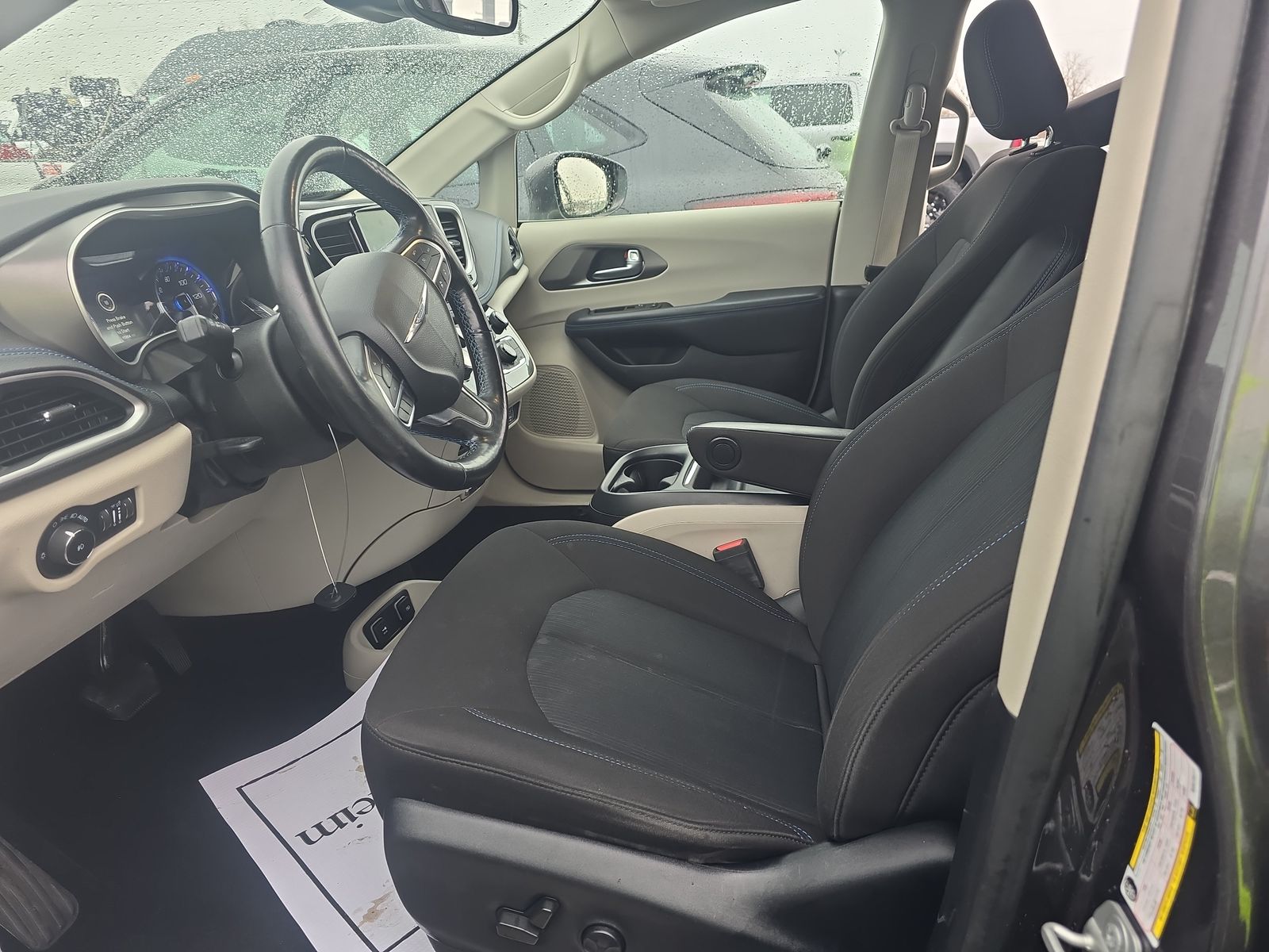 2021 Chrysler Pacifica Touring AWD