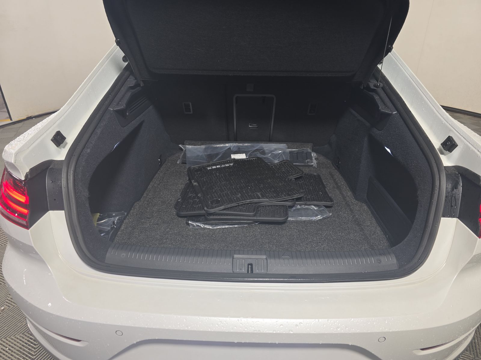 2023 Volkswagen Arteon SEL Premium R-Line AWD