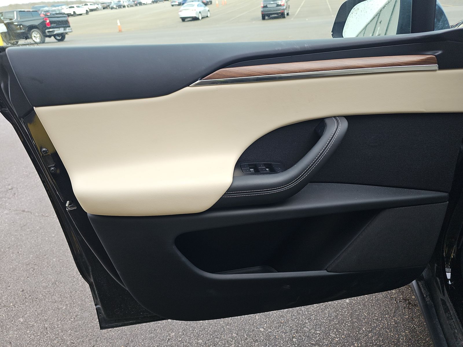 2023 Tesla Model X Base AWD