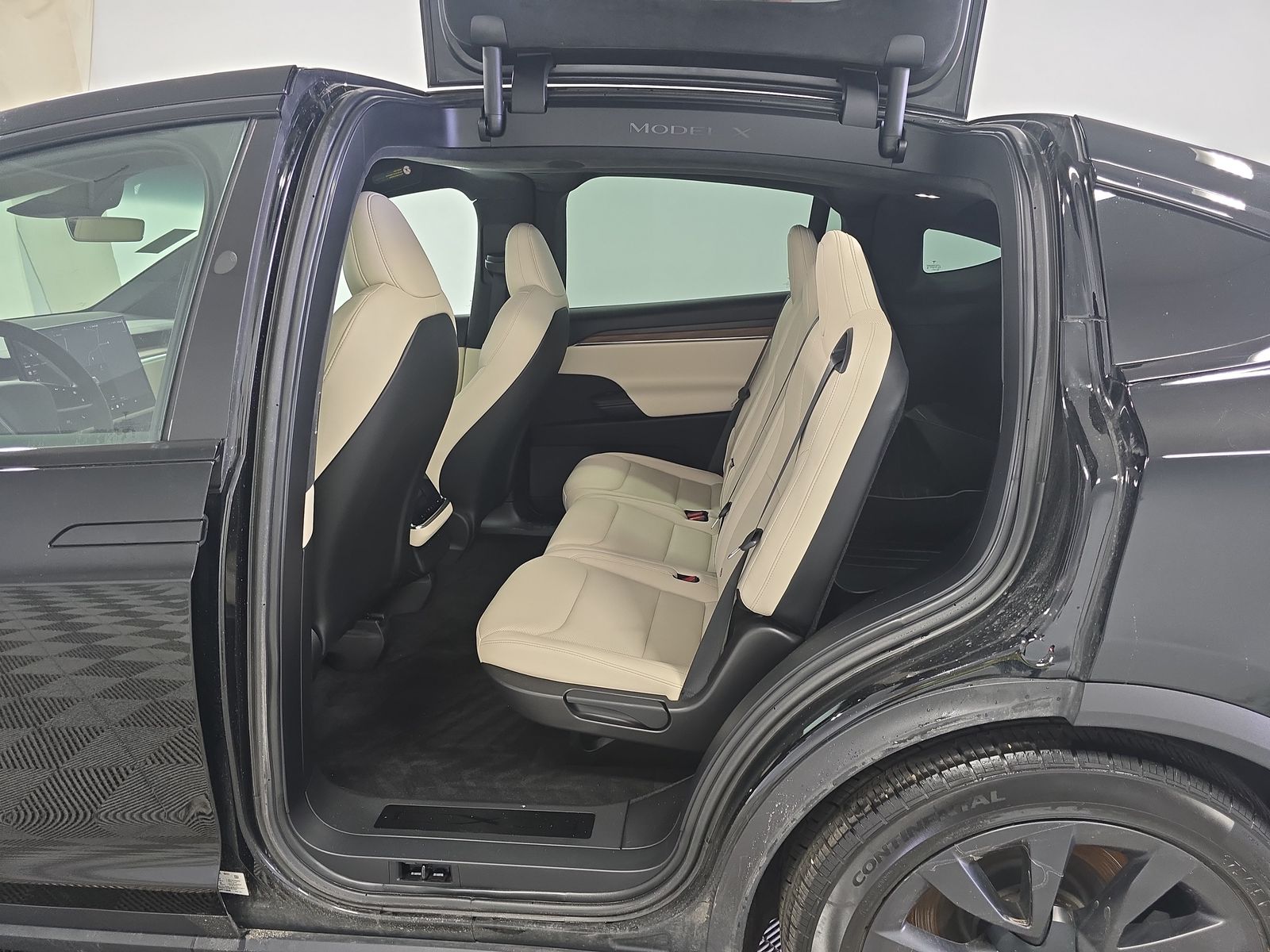 2023 Tesla Model X Base AWD