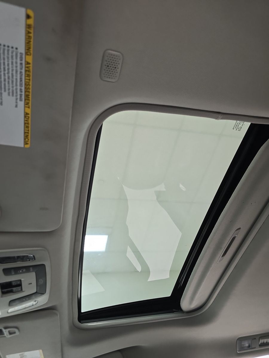 2022 Toyota Sienna Limited FWD