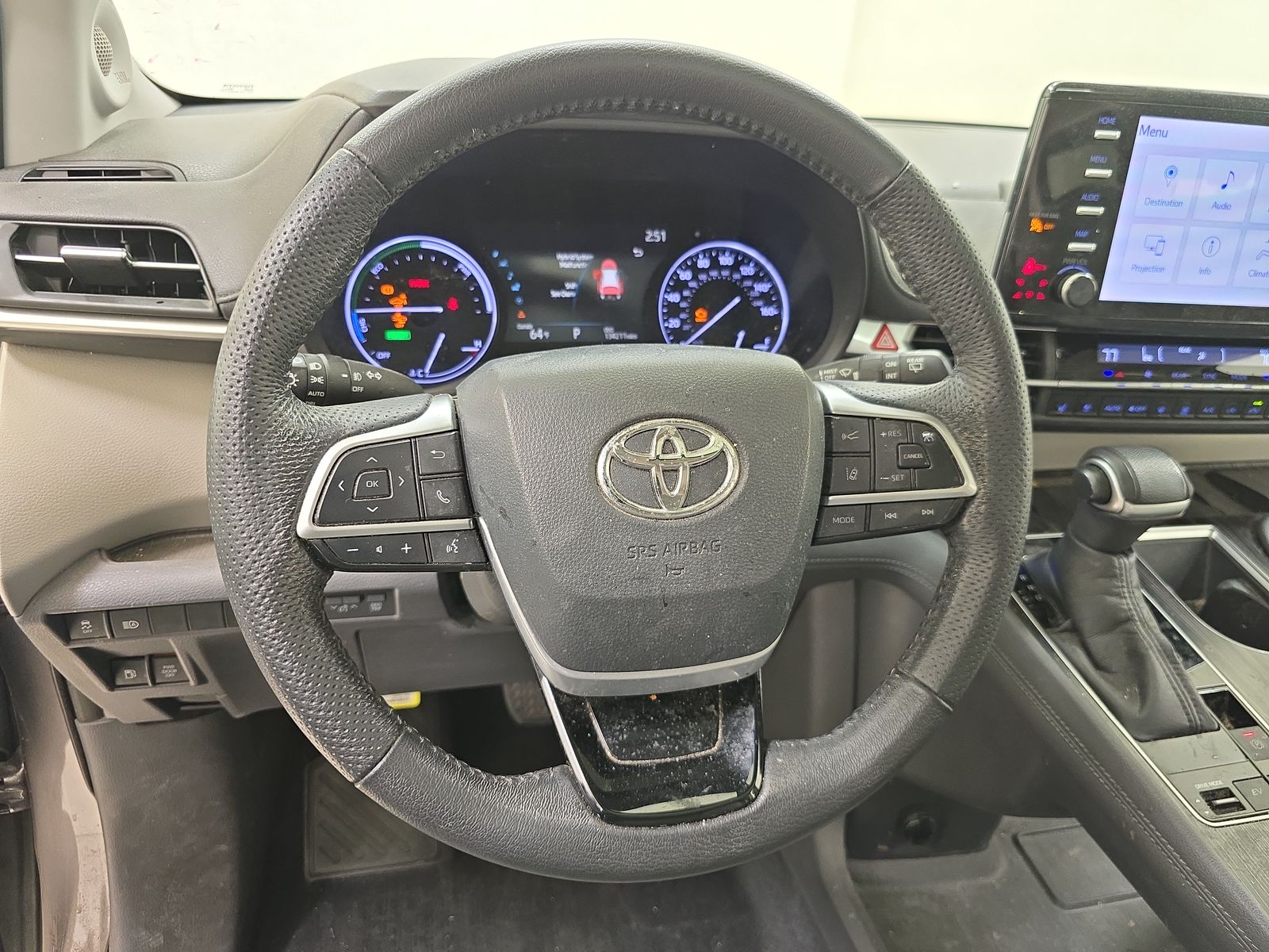 2022 Toyota Sienna Limited FWD