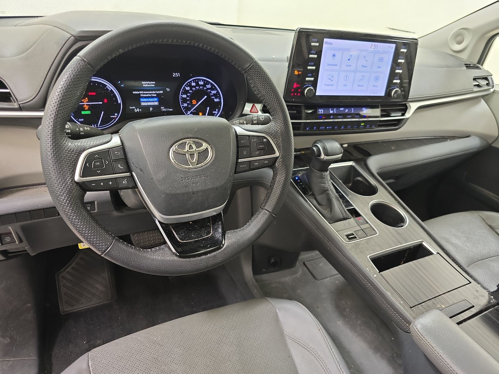 2022 Toyota Sienna Limited FWD