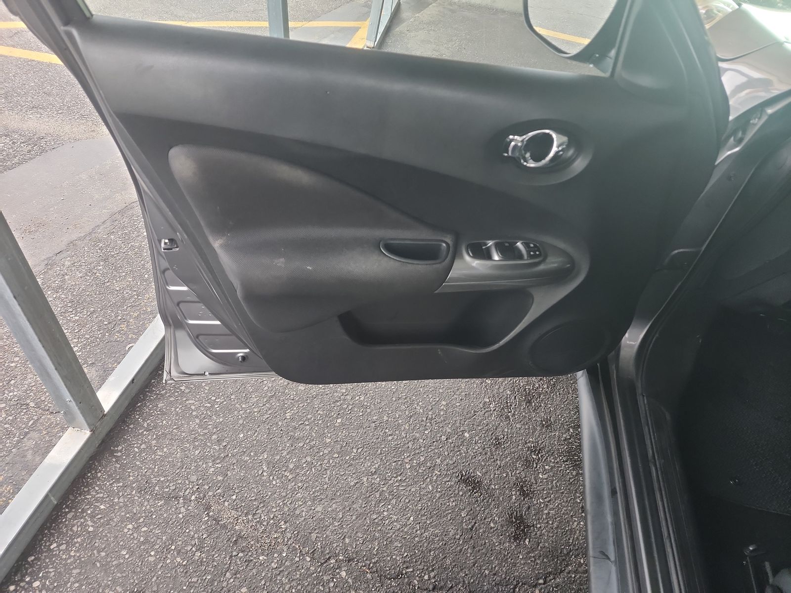 2012 Nissan JUKE SV FWD