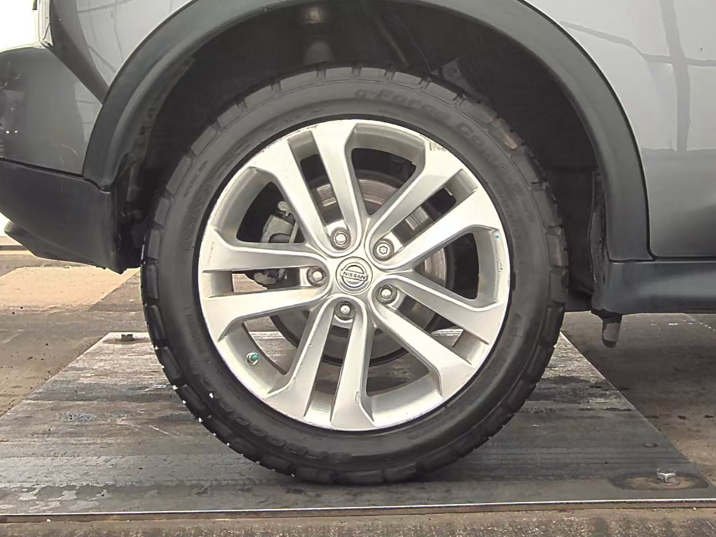 2012 Nissan JUKE SV FWD