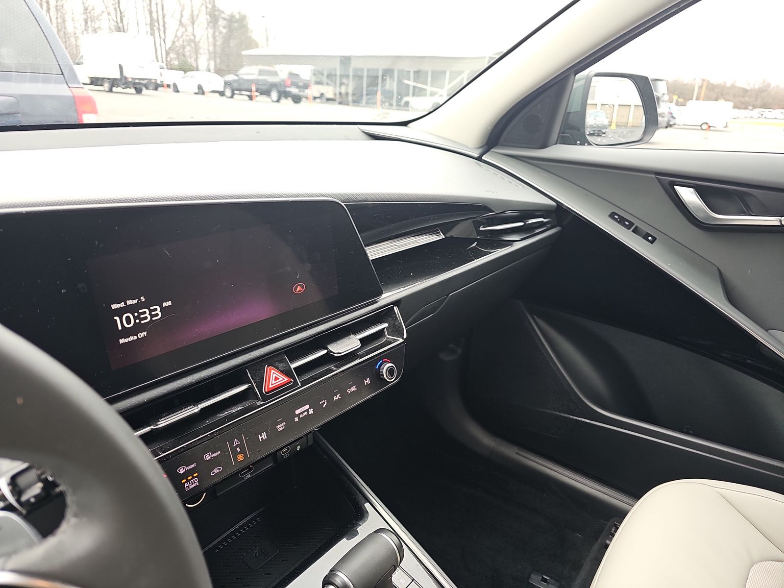2023 Kia Niro EX FWD
