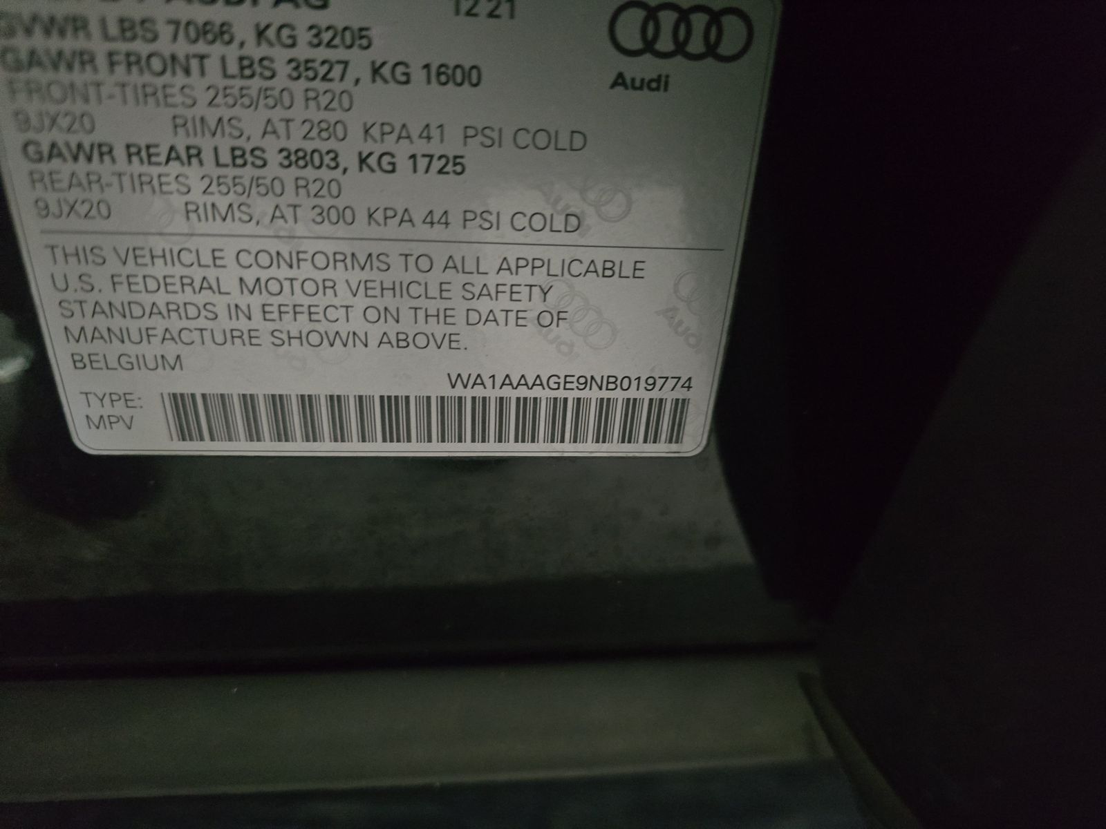 2022 Audi e-tron Premium AWD