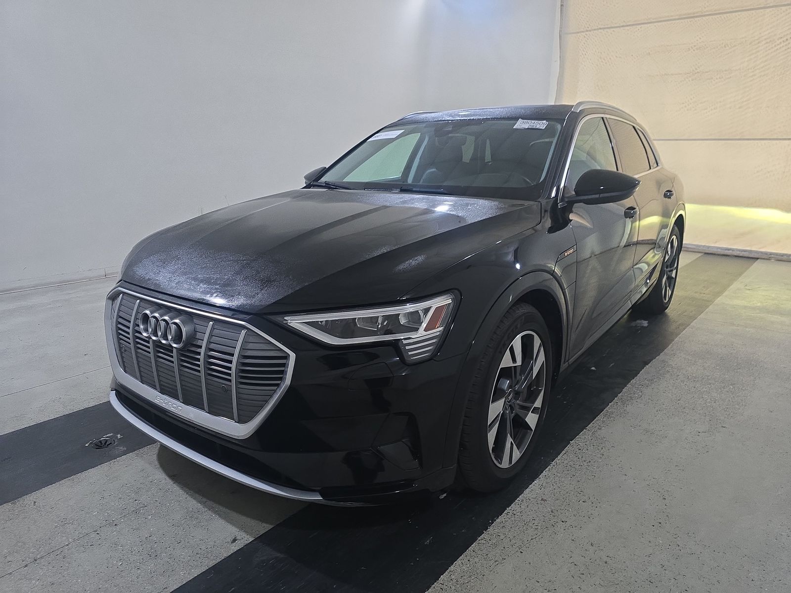 2022 Audi e-tron Premium AWD