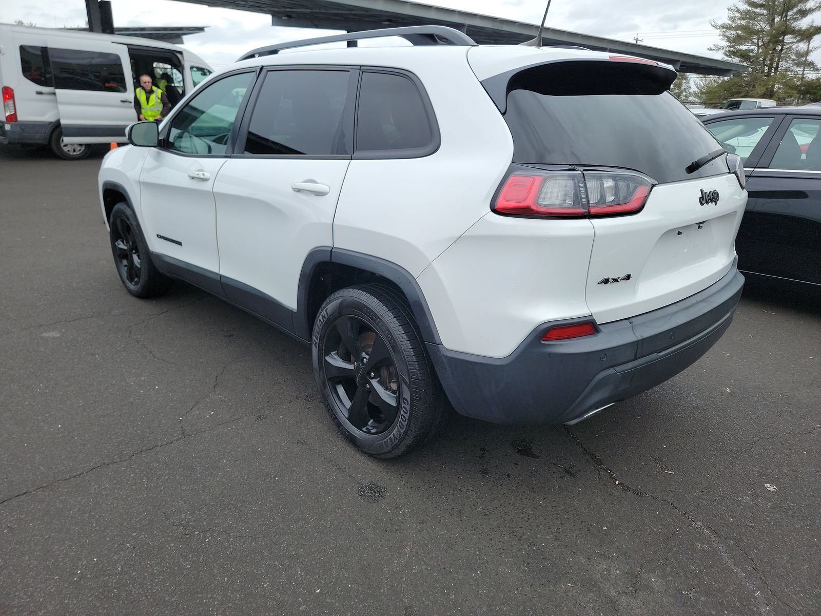 2019 Jeep Cherokee Latitude Altitude Edition AWD