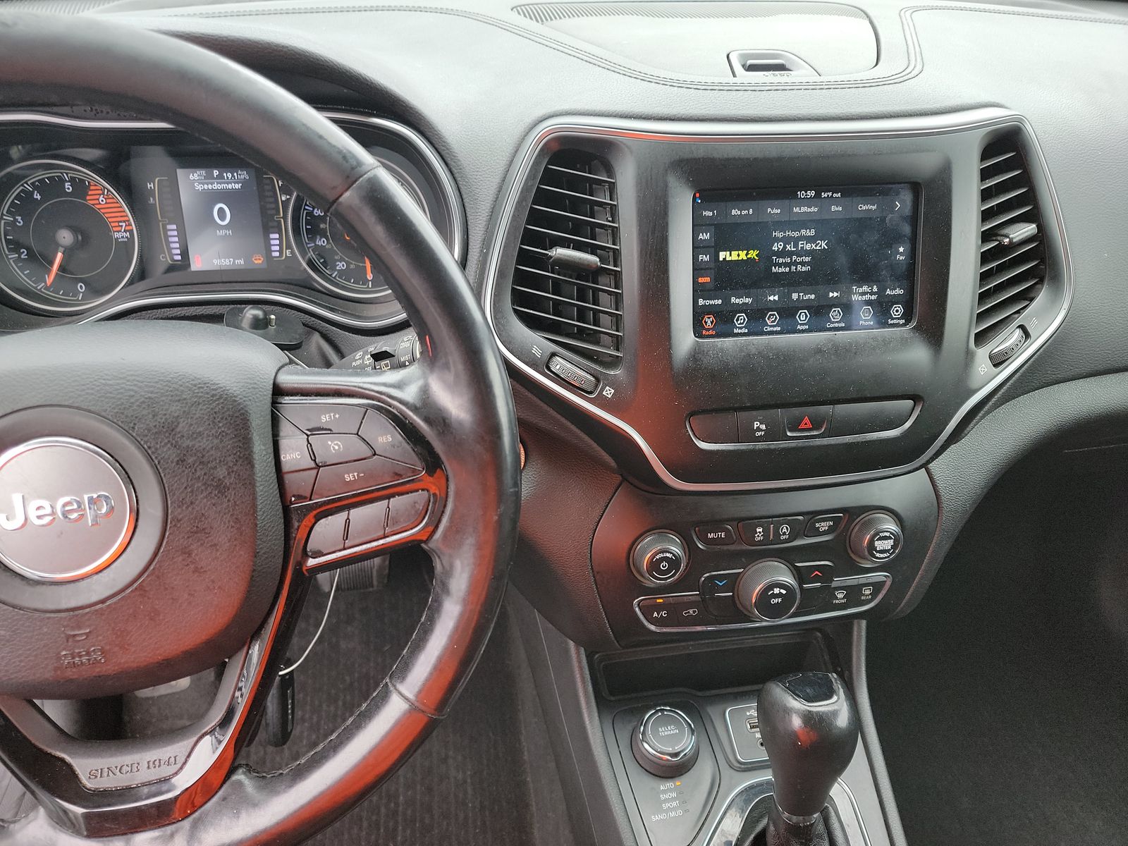 2019 Jeep Cherokee Latitude Altitude Edition AWD