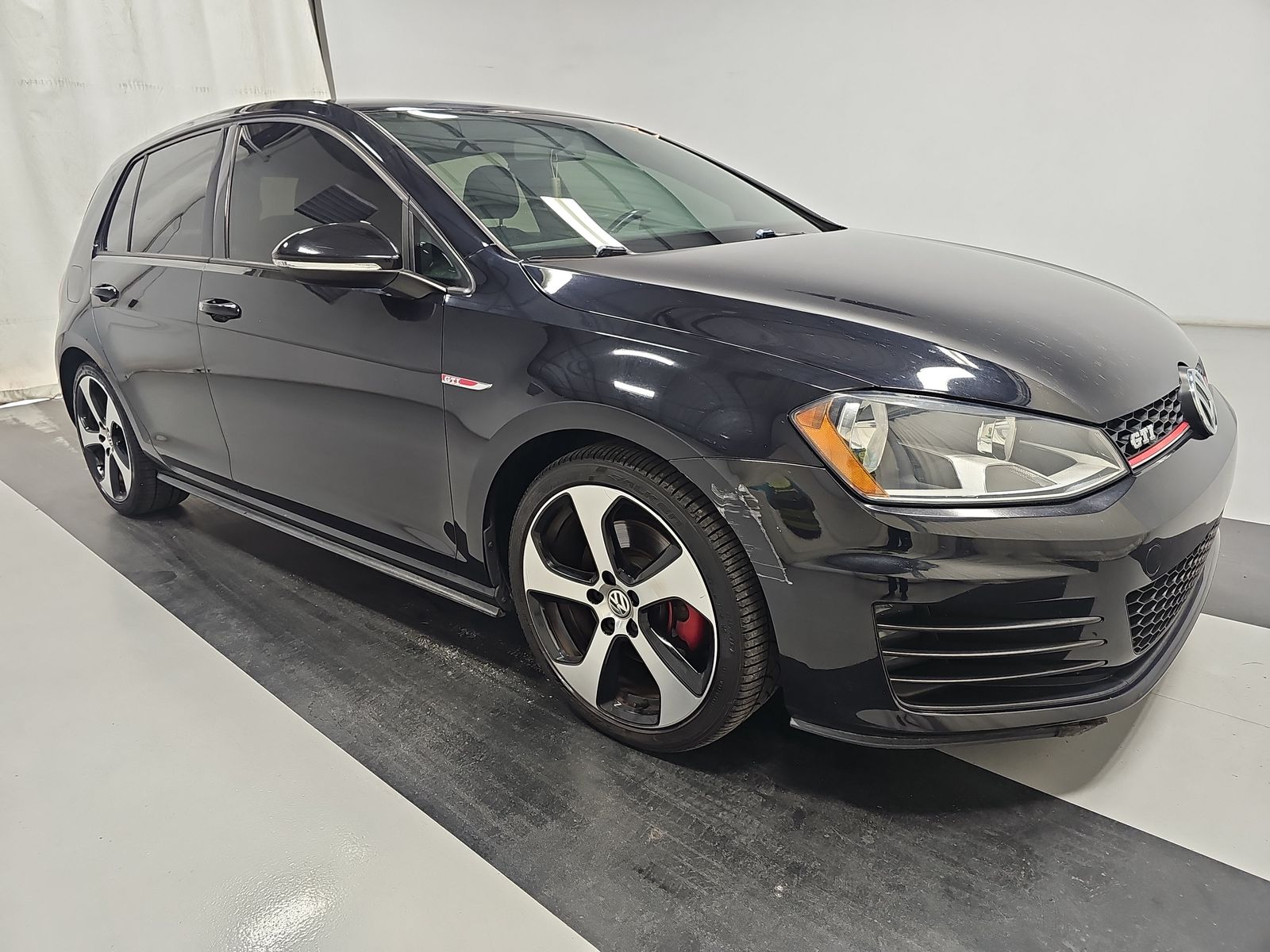 2017 Volkswagen Golf GTI 2.0T S FWD