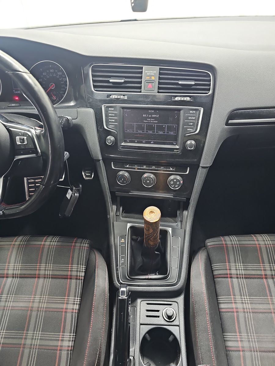 2017 Volkswagen Golf GTI 2.0T S FWD