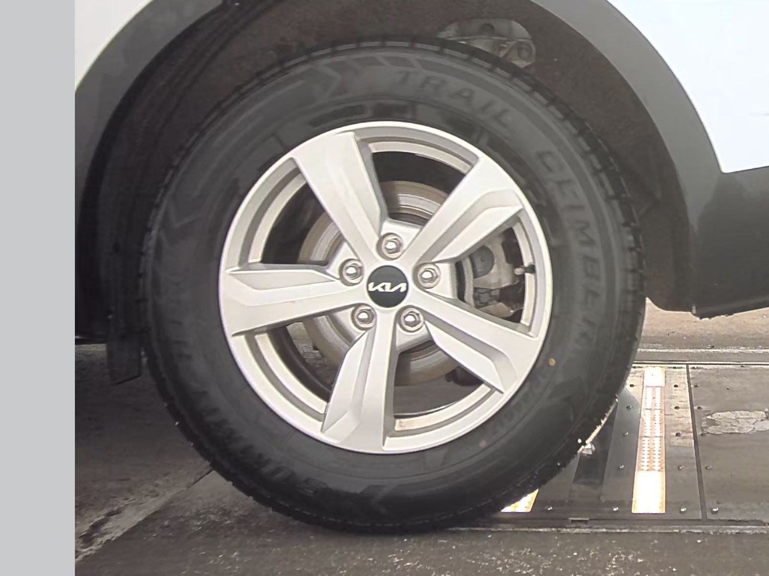 2023 Kia Sorento LX FWD