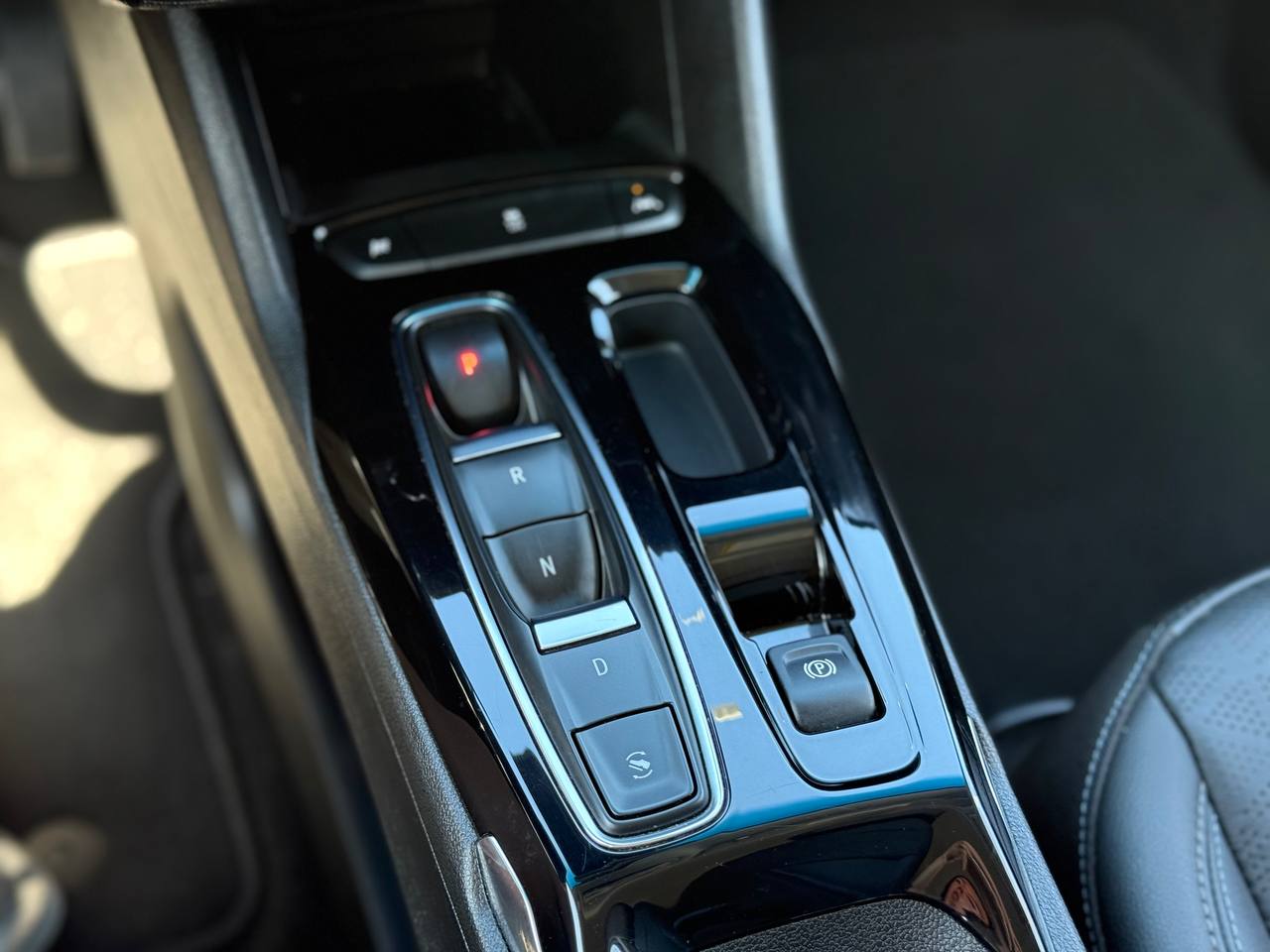 2023 Chevrolet Bolt EV 2LT FWD