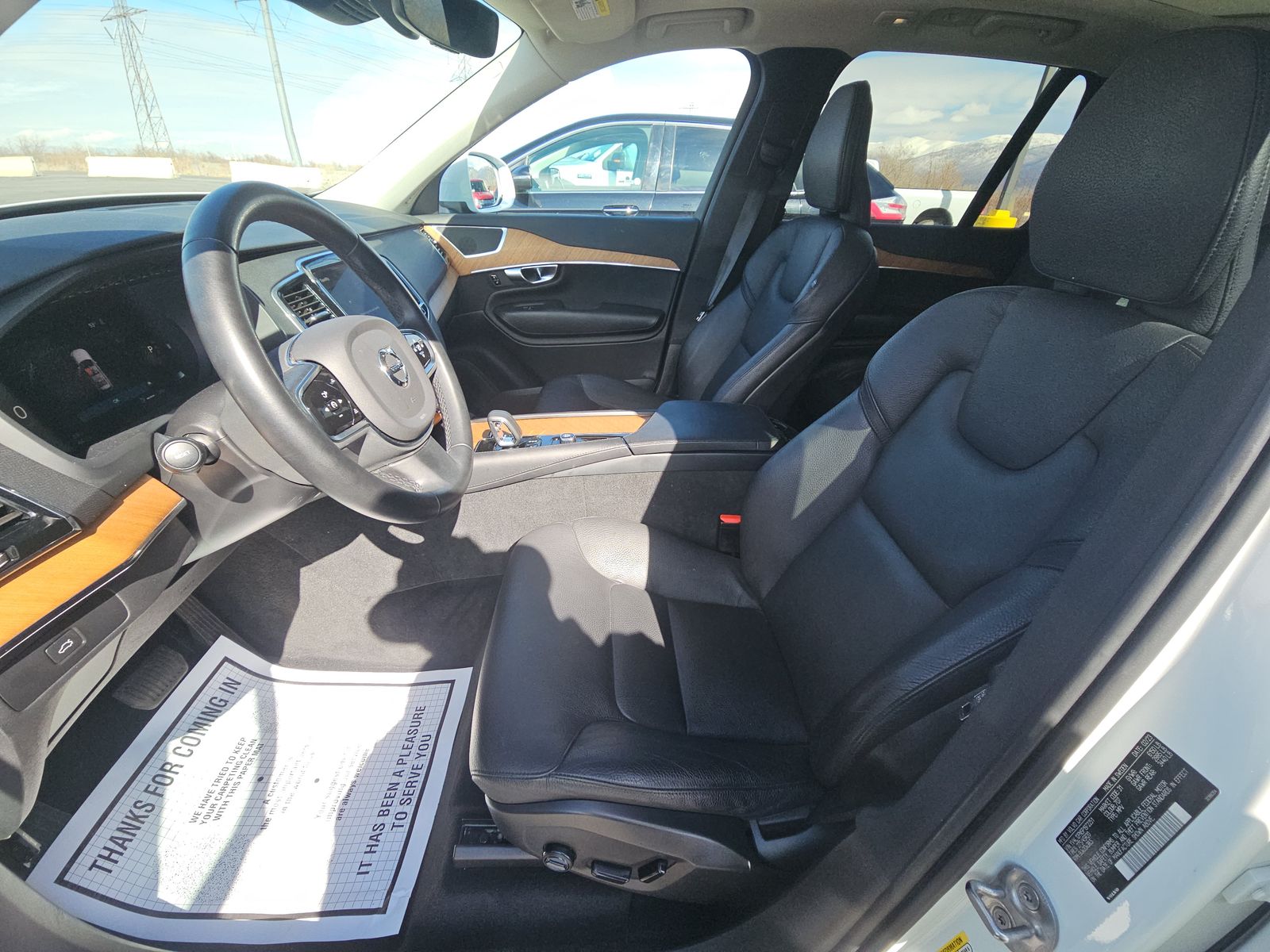 2023 Volvo XC90 B5 Plus AWD