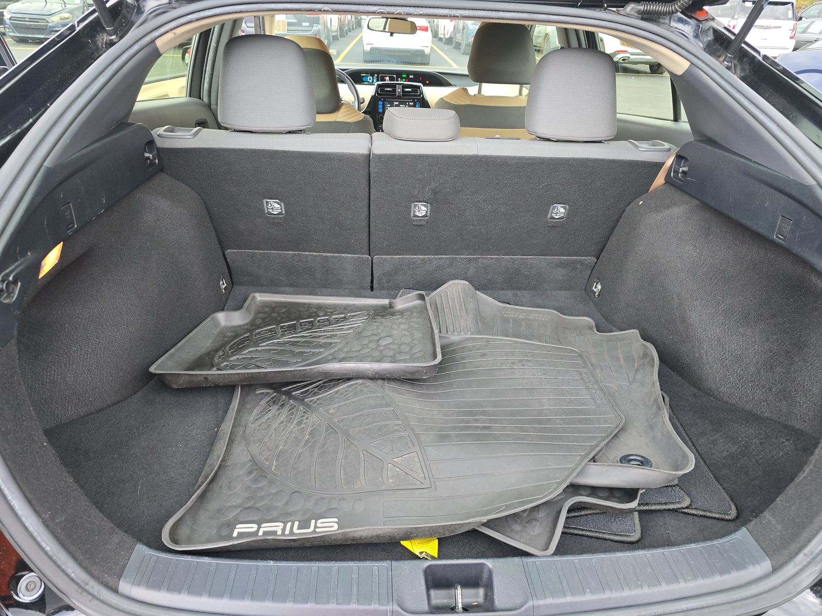 2016 Toyota Prius Three FWD