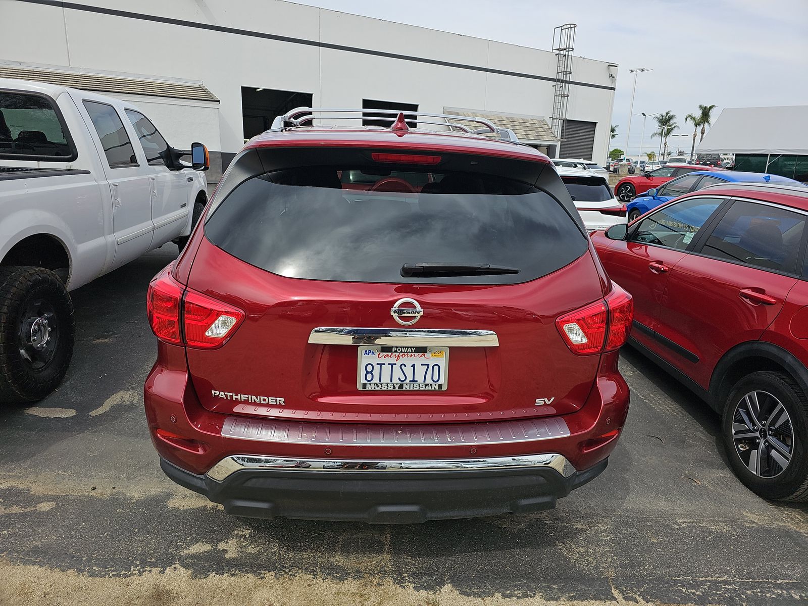 2020 Nissan Pathfinder SV FWD