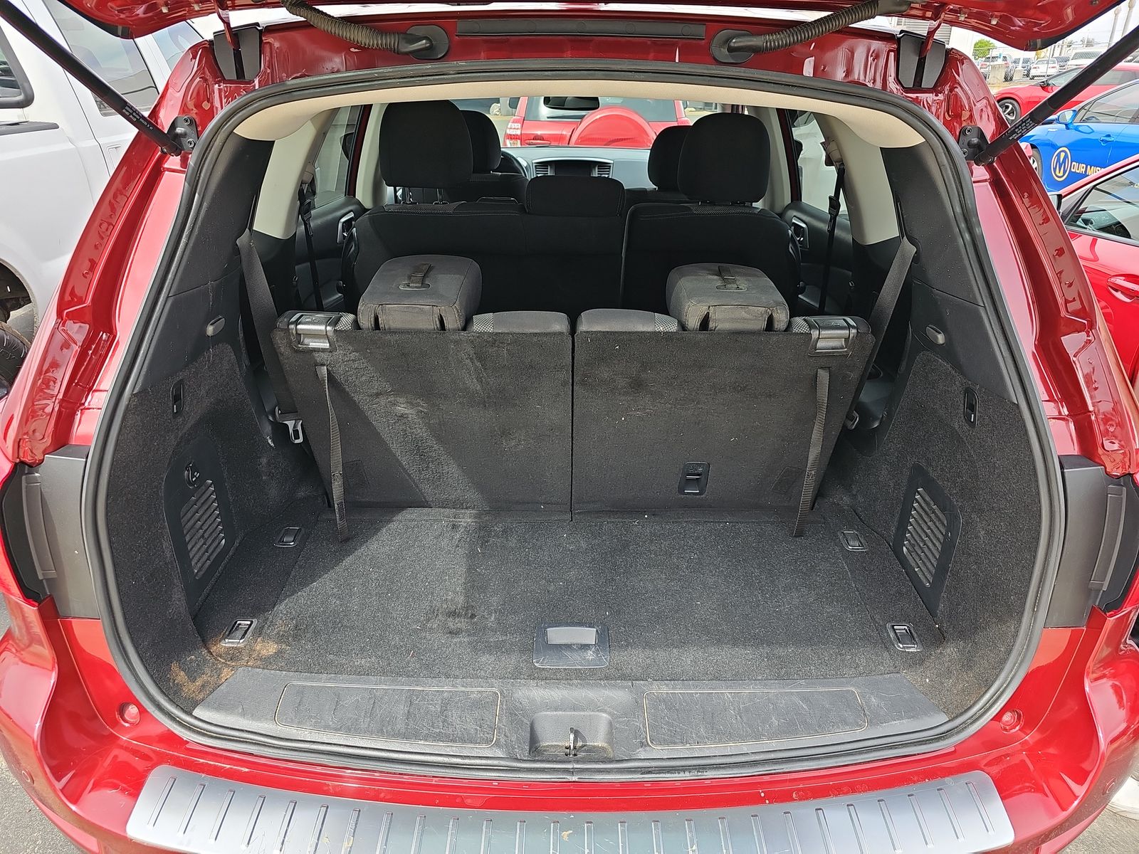 2020 Nissan Pathfinder SV FWD