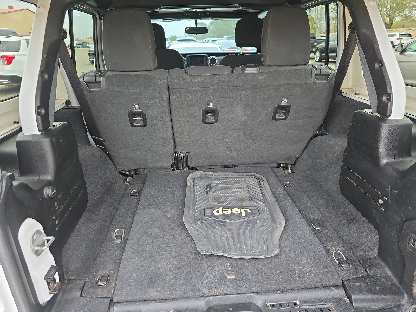 2021 Jeep Wrangler Unlimited Sahara AWD