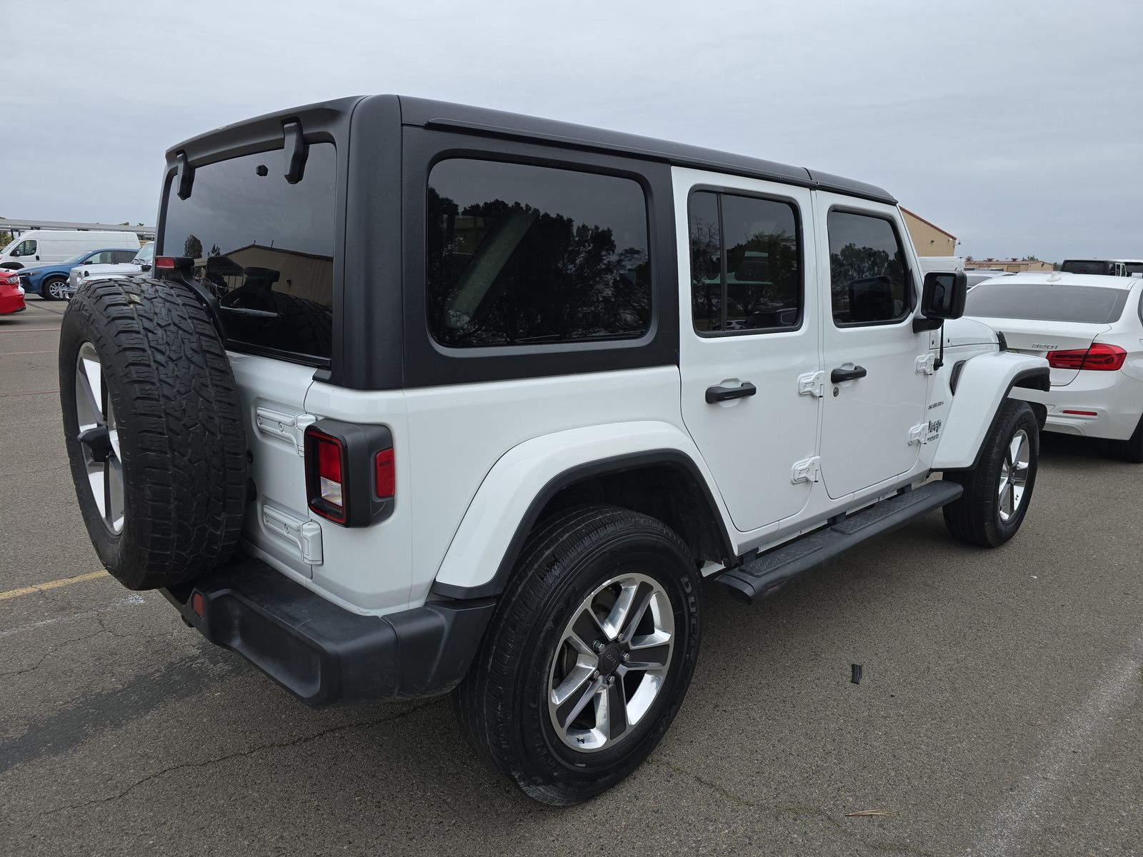 2021 Jeep Wrangler Unlimited Sahara AWD